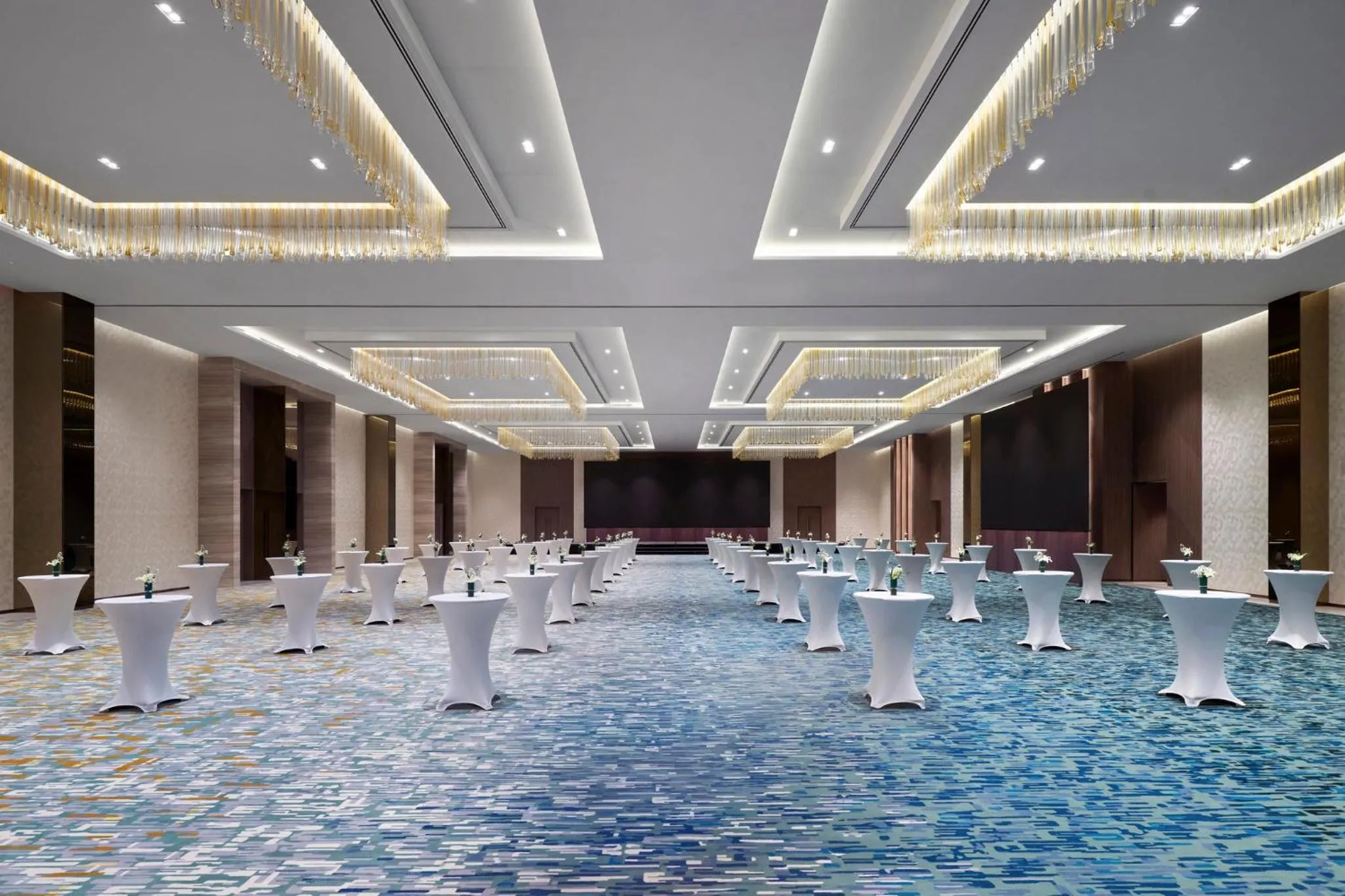 Meeting/conference room in Holiday Inn & Suites Vientiane by IHG