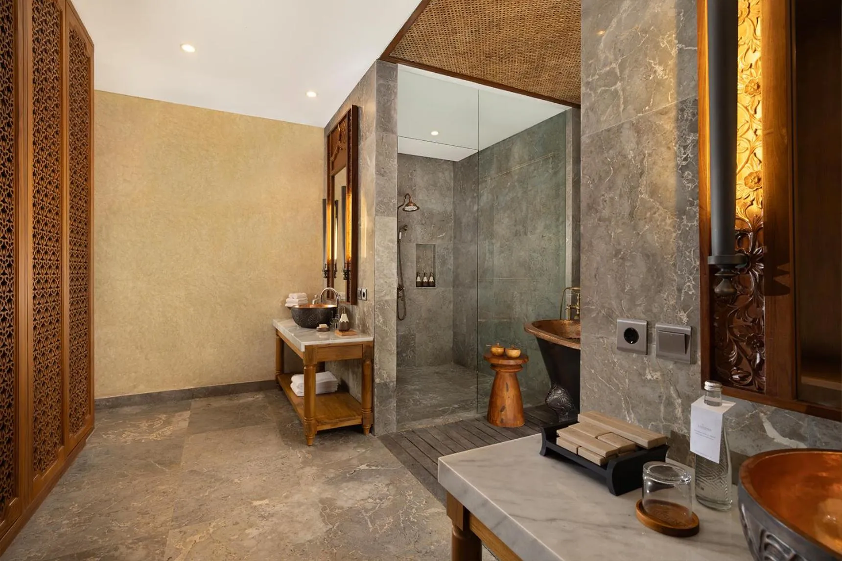 Shower in Abisena Wellness & Resort Ubud-Adult Only