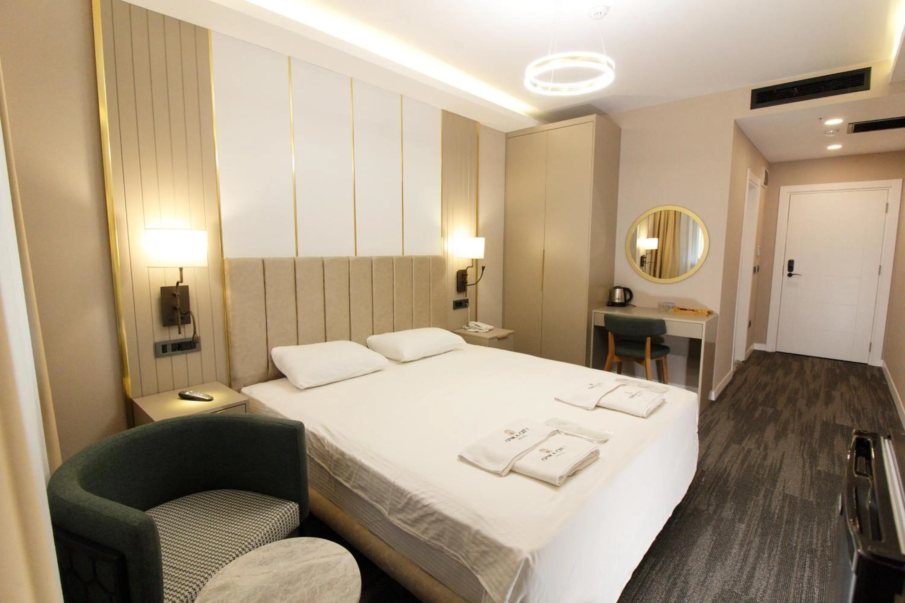 Bedroom, Bed in ONKA OTELCİLİK TURİZM TİCARET LİMİTED ŞİRKETi