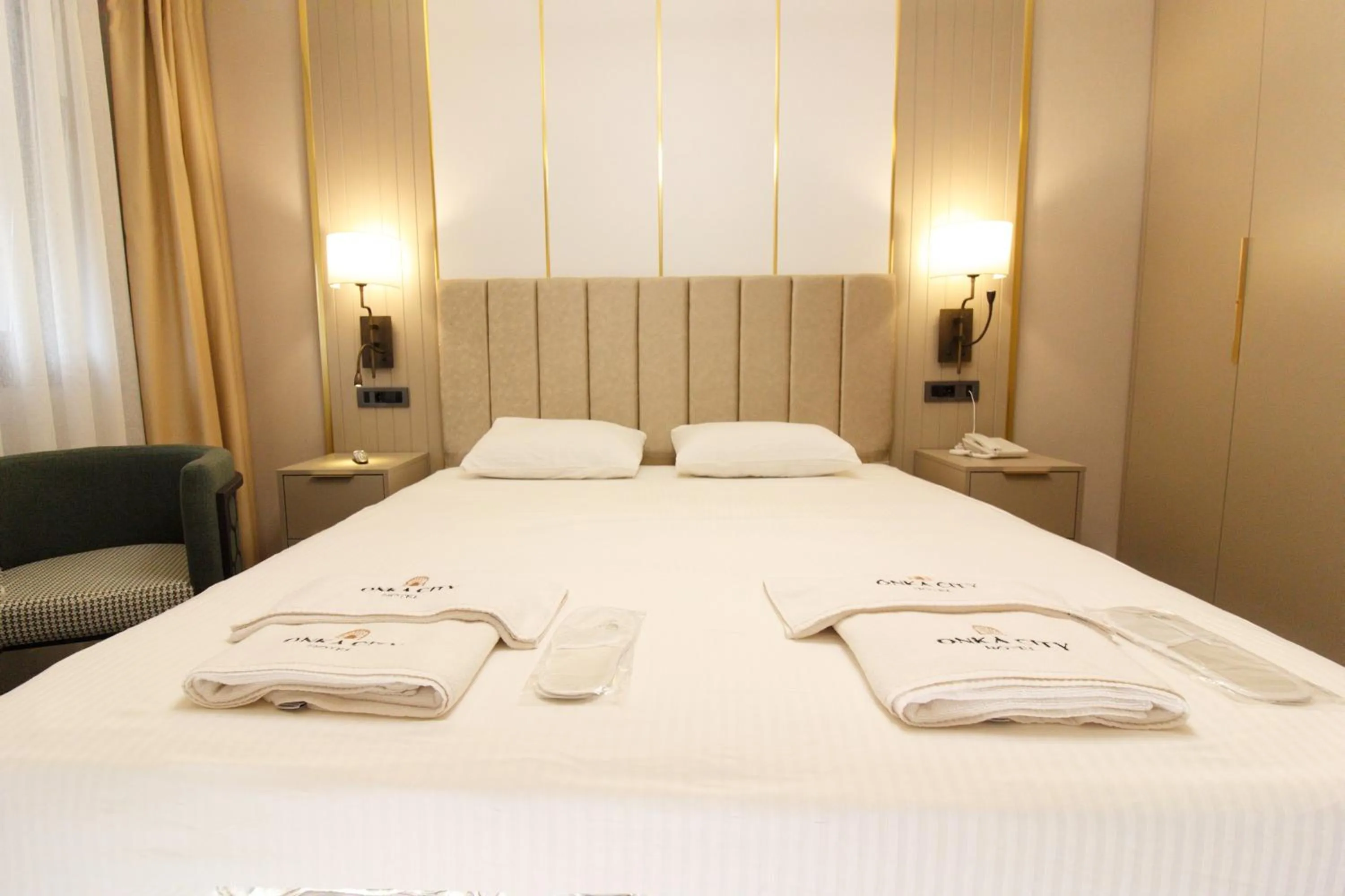 Bedroom, Bed in ONKA OTELCİLİK TURİZM TİCARET LİMİTED ŞİRKETi