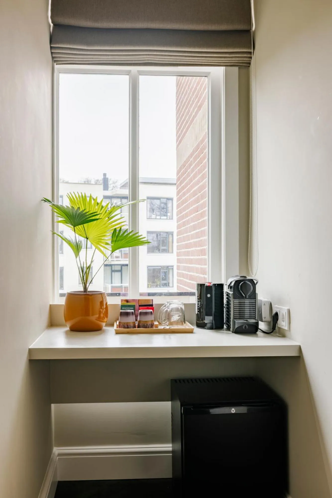 Coffee/tea facilities in Hotel Bloemendaal by BHC