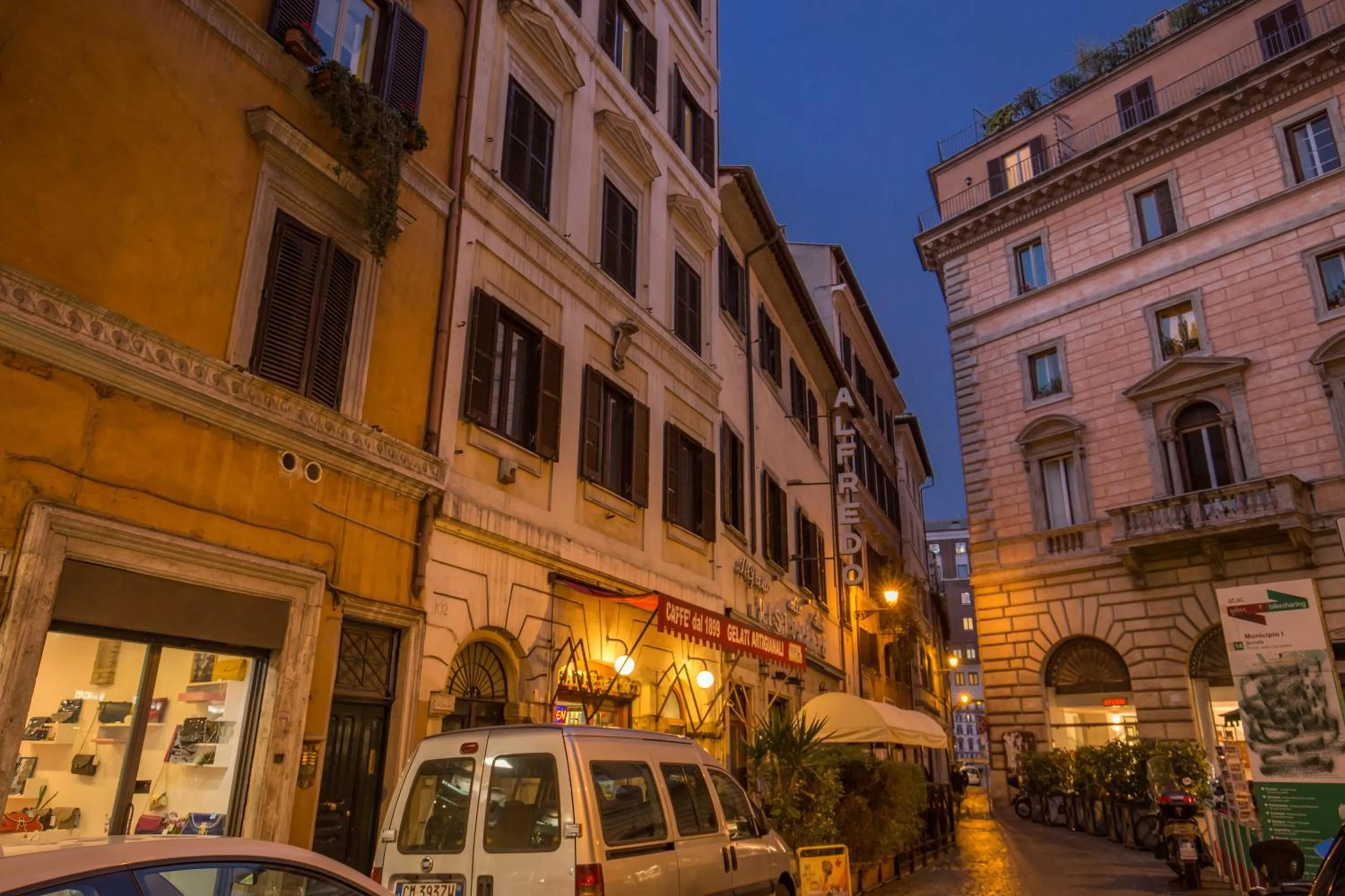 Area and facilities in Orso Luxury Apartment