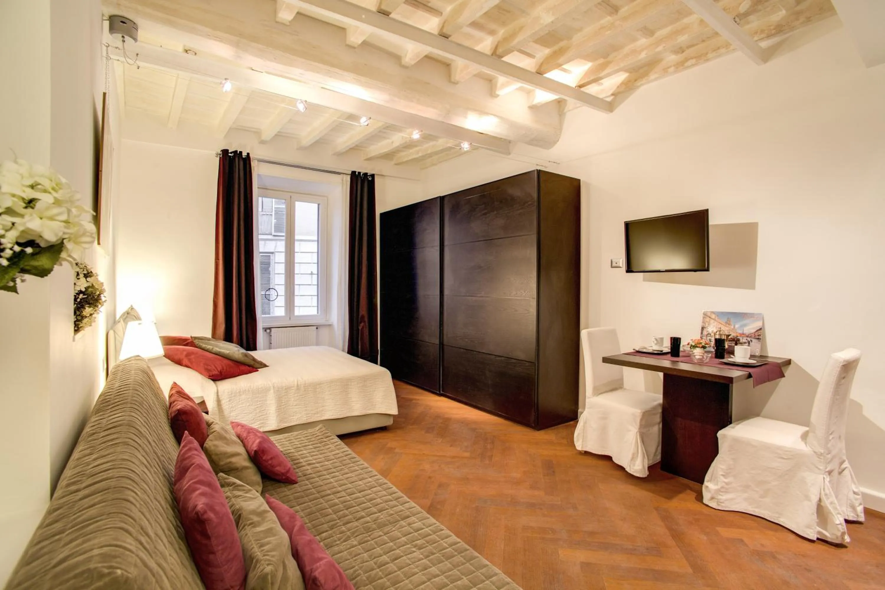 Bed in Orso Luxury Apartment