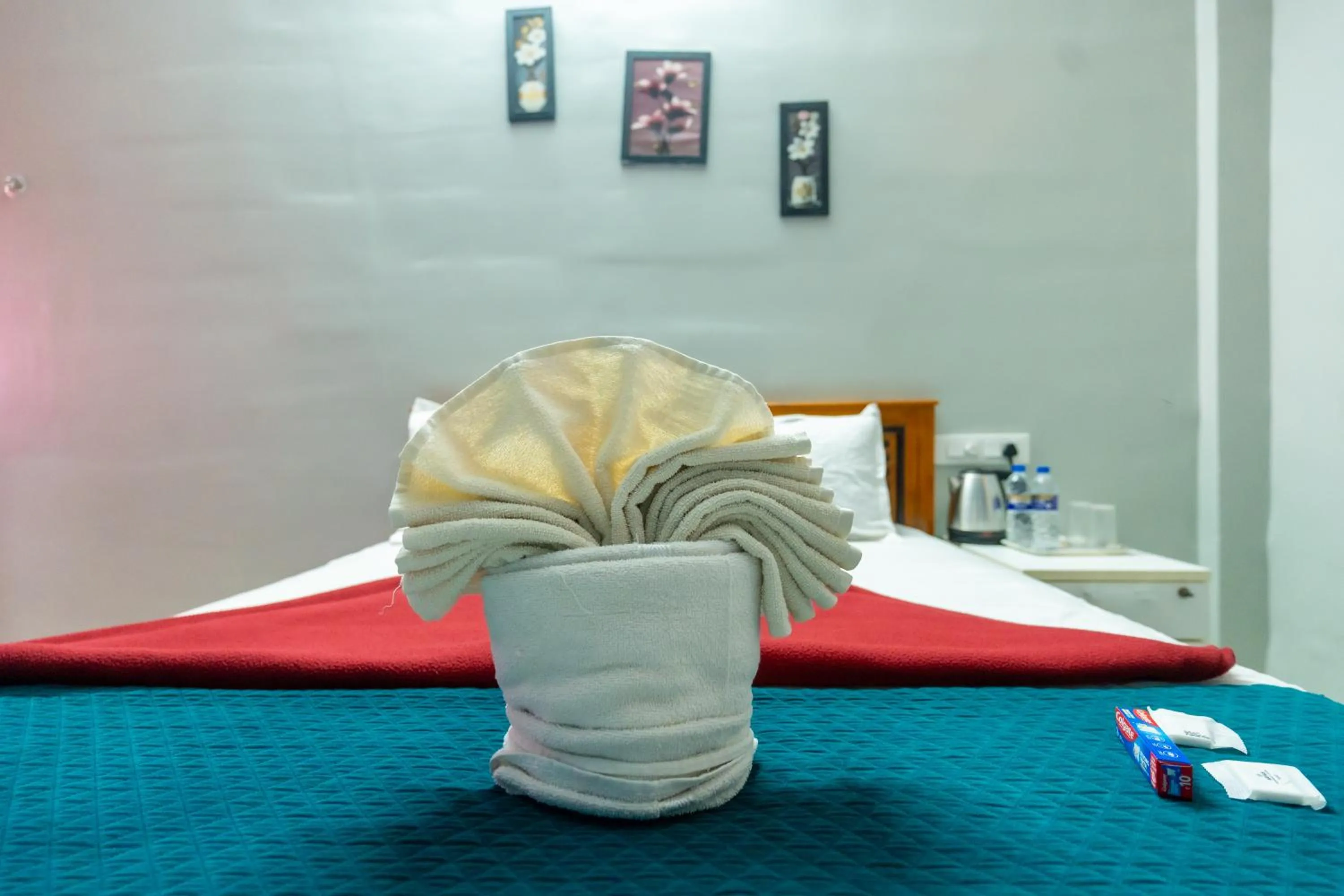 Bedroom, Bed in Aryas Residency- Near Isha Foundation Coimbatore & Karunya University