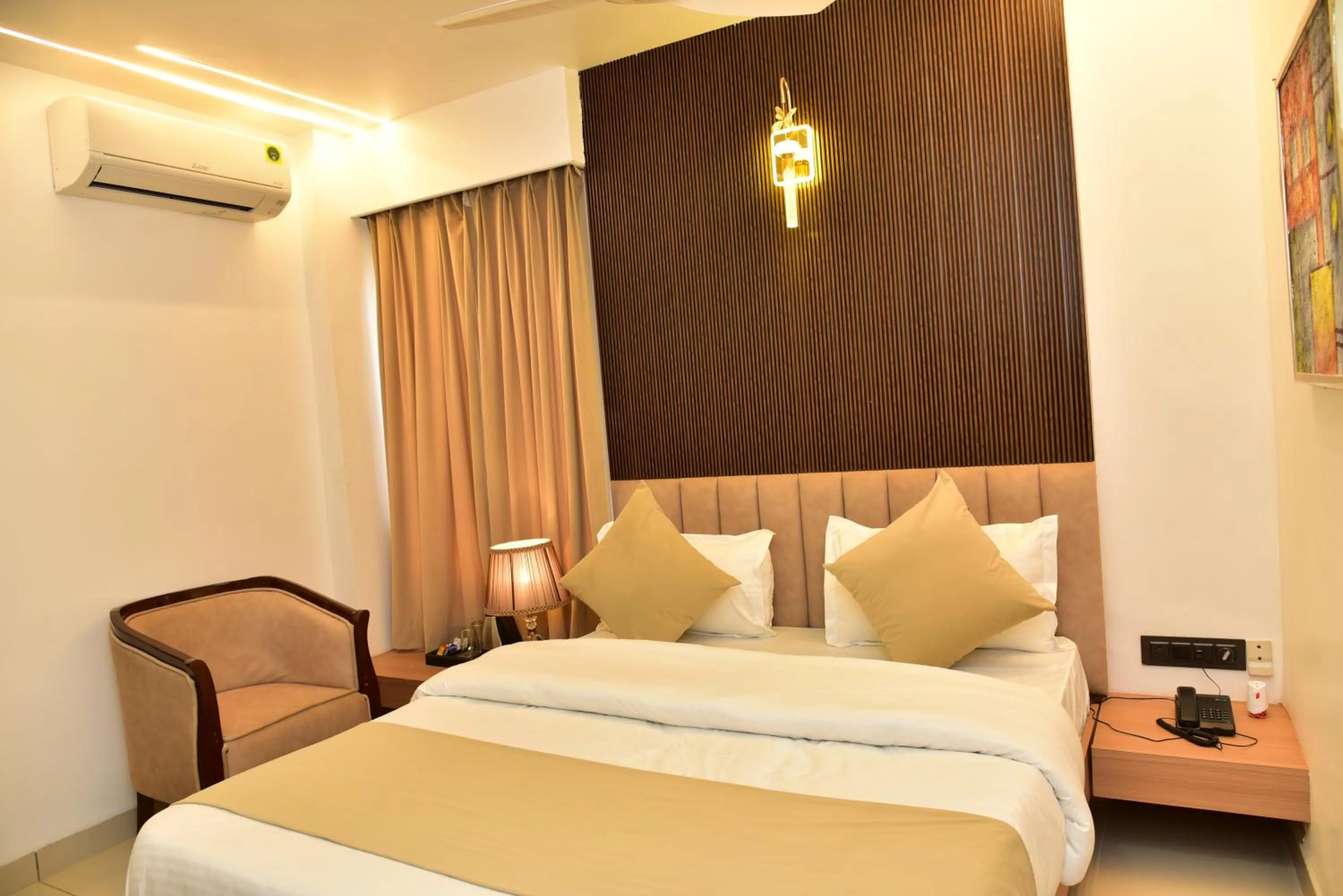 Bed in Hotel Divine Peak