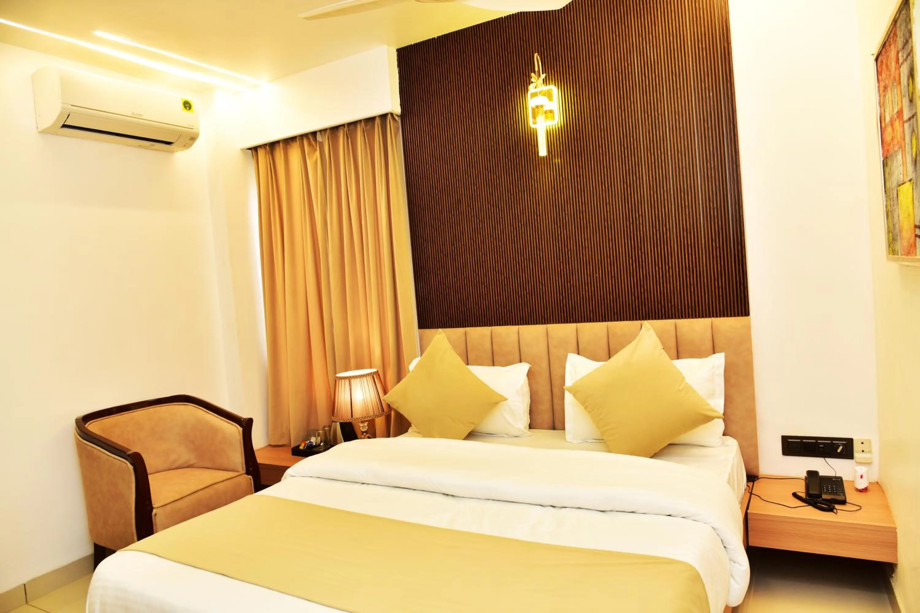 Bed in Hotel Divine Peak