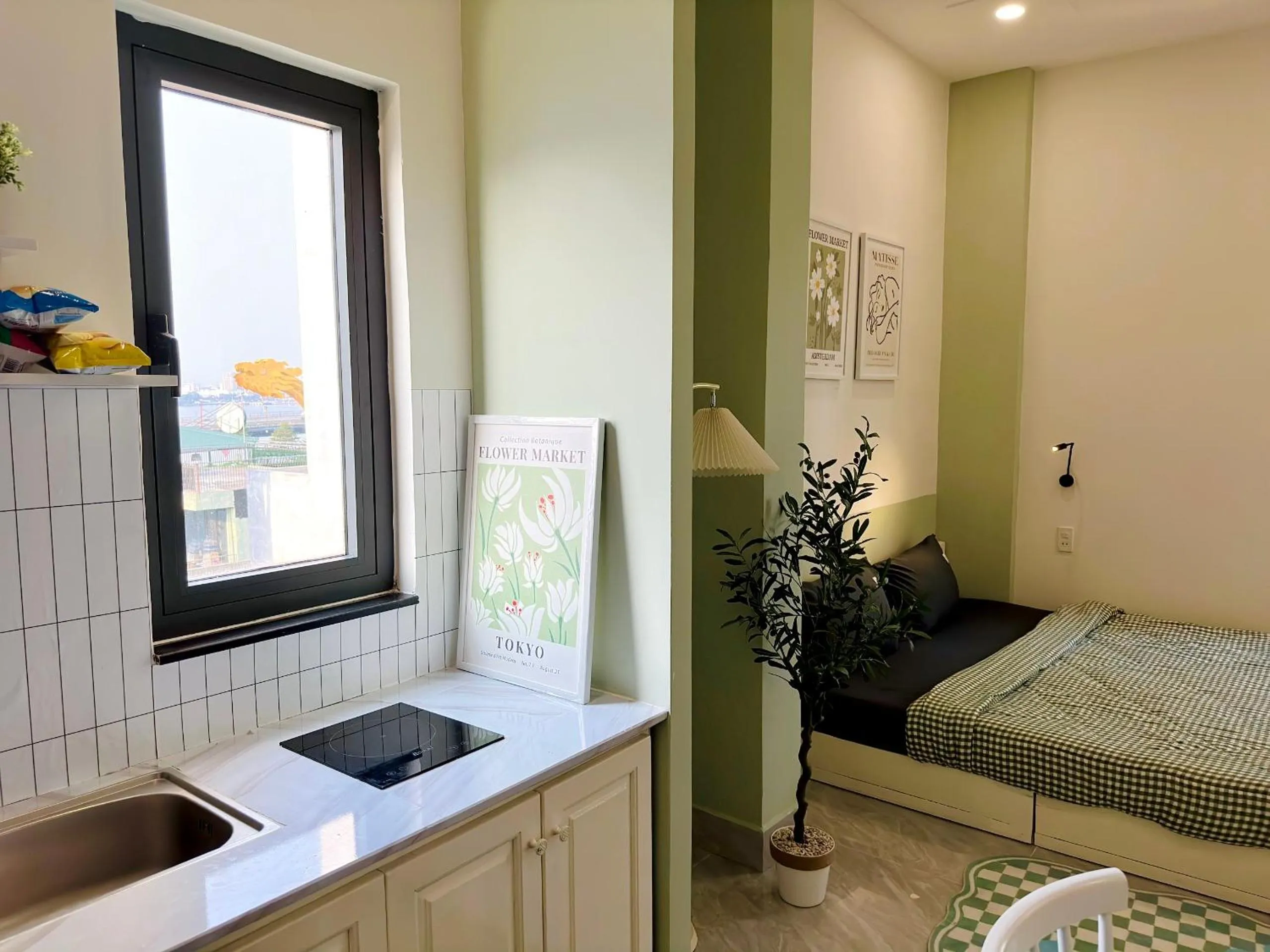 Bed in Corgi House Danang