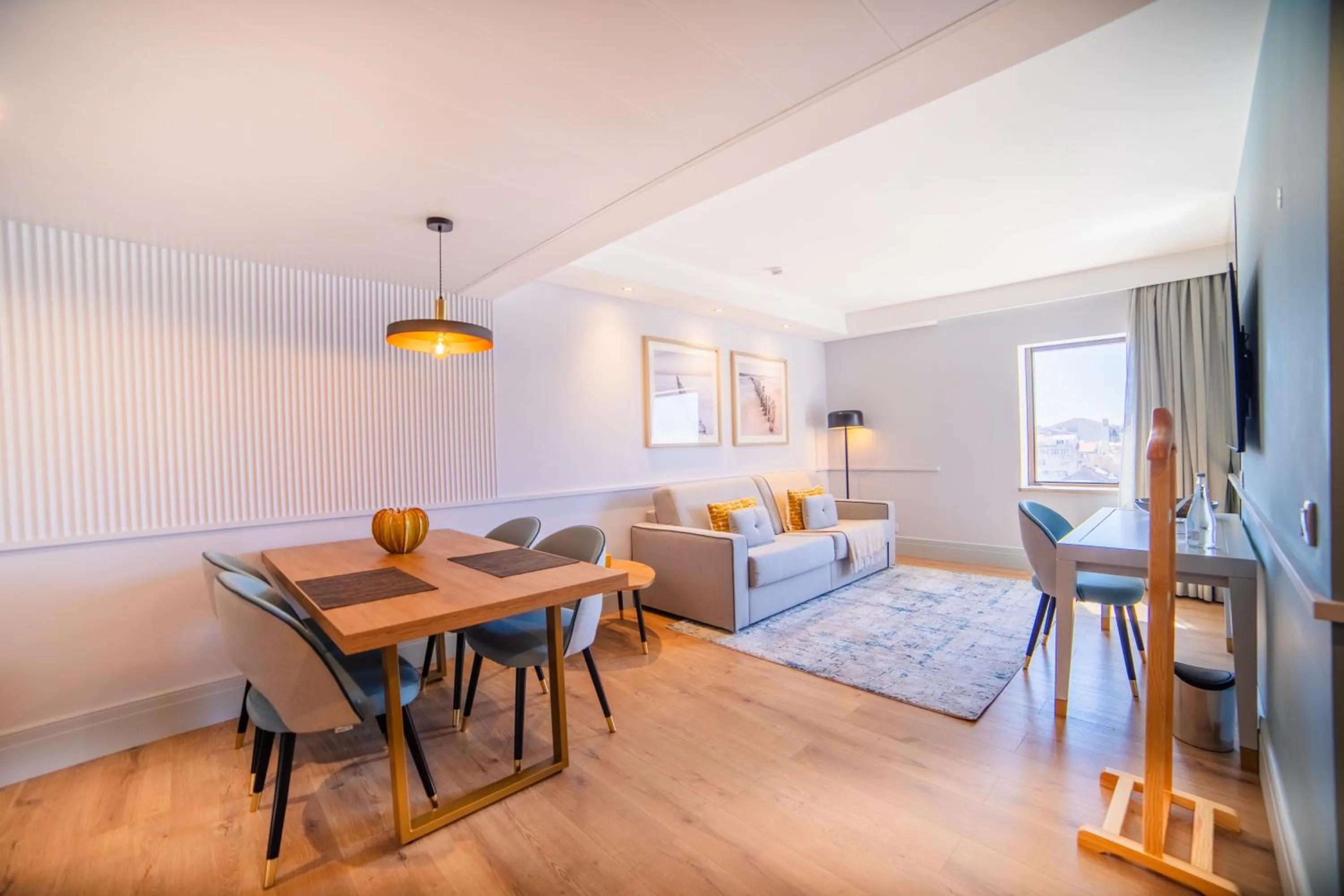 Bedroom in VIP Executive Suites do Marquês Hotel