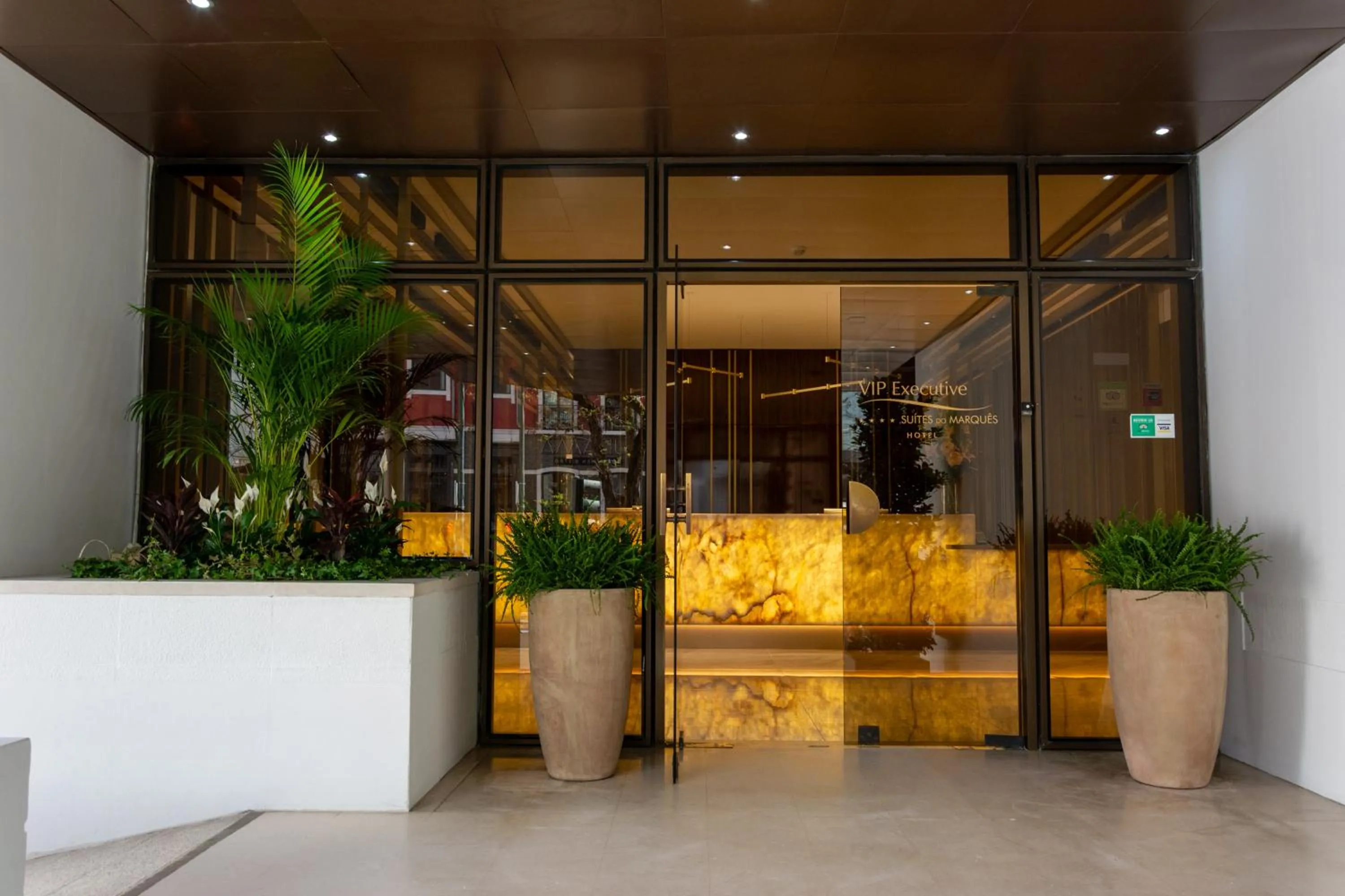 Lobby or reception in VIP Executive Suites do Marquês Hotel