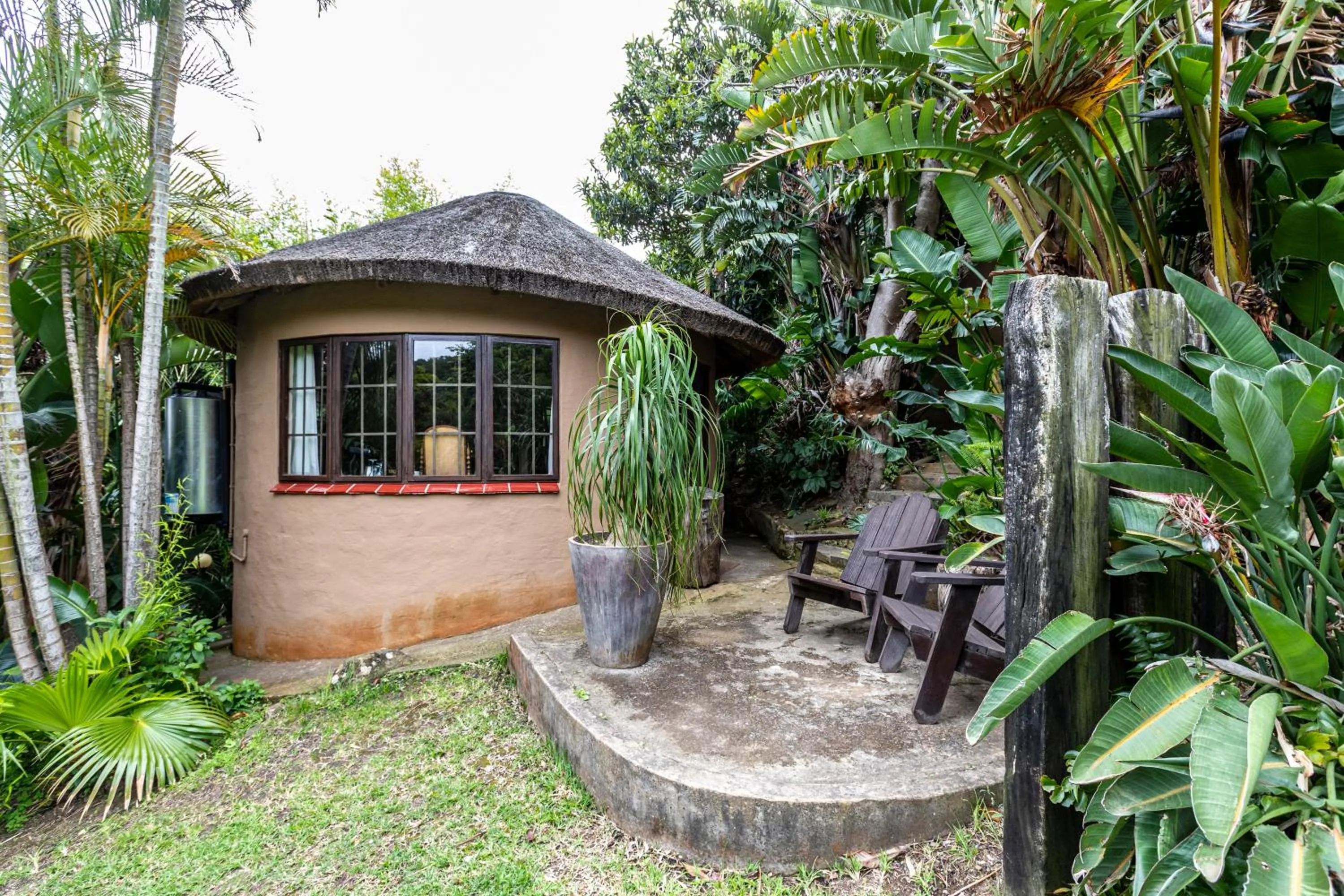 Patio in Fish Eagle Manor