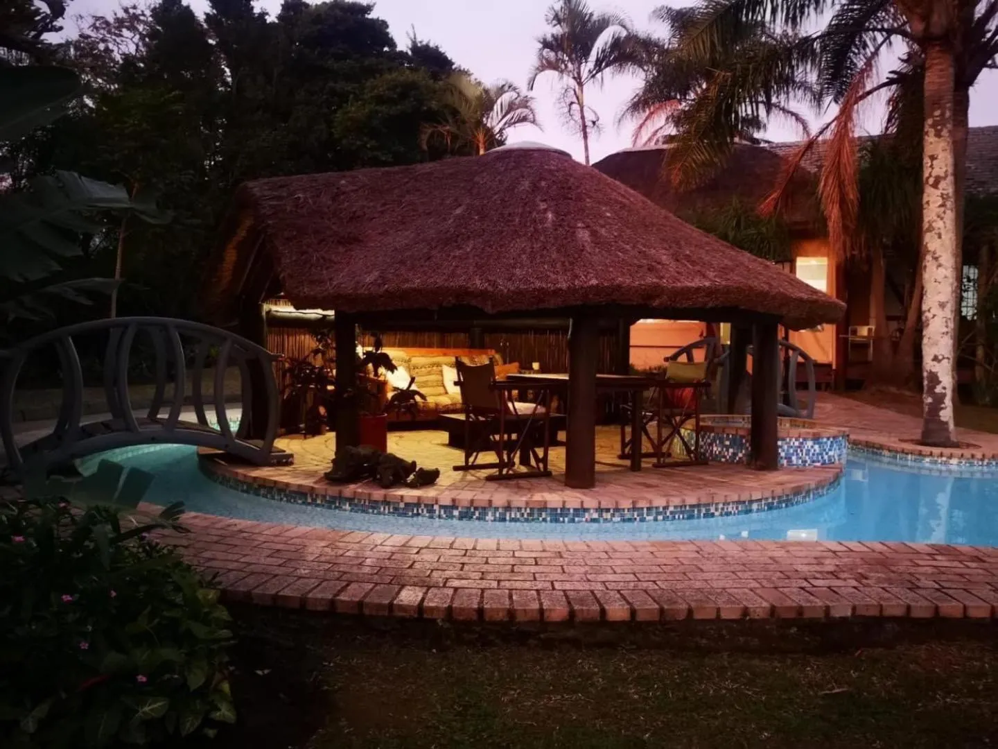 Swimming pool in Fish Eagle Manor