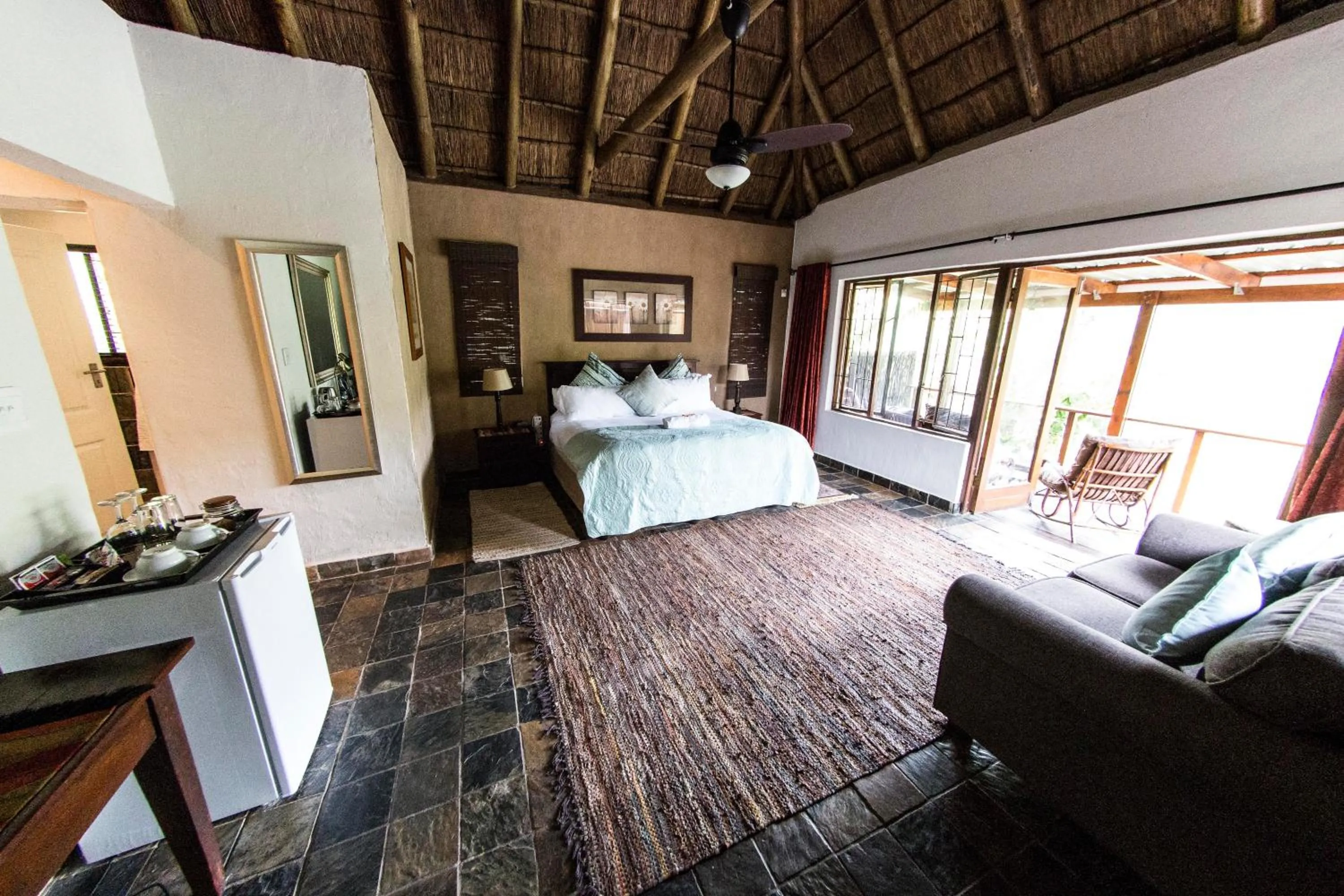TV and multimedia, Bed in Fish Eagle Manor