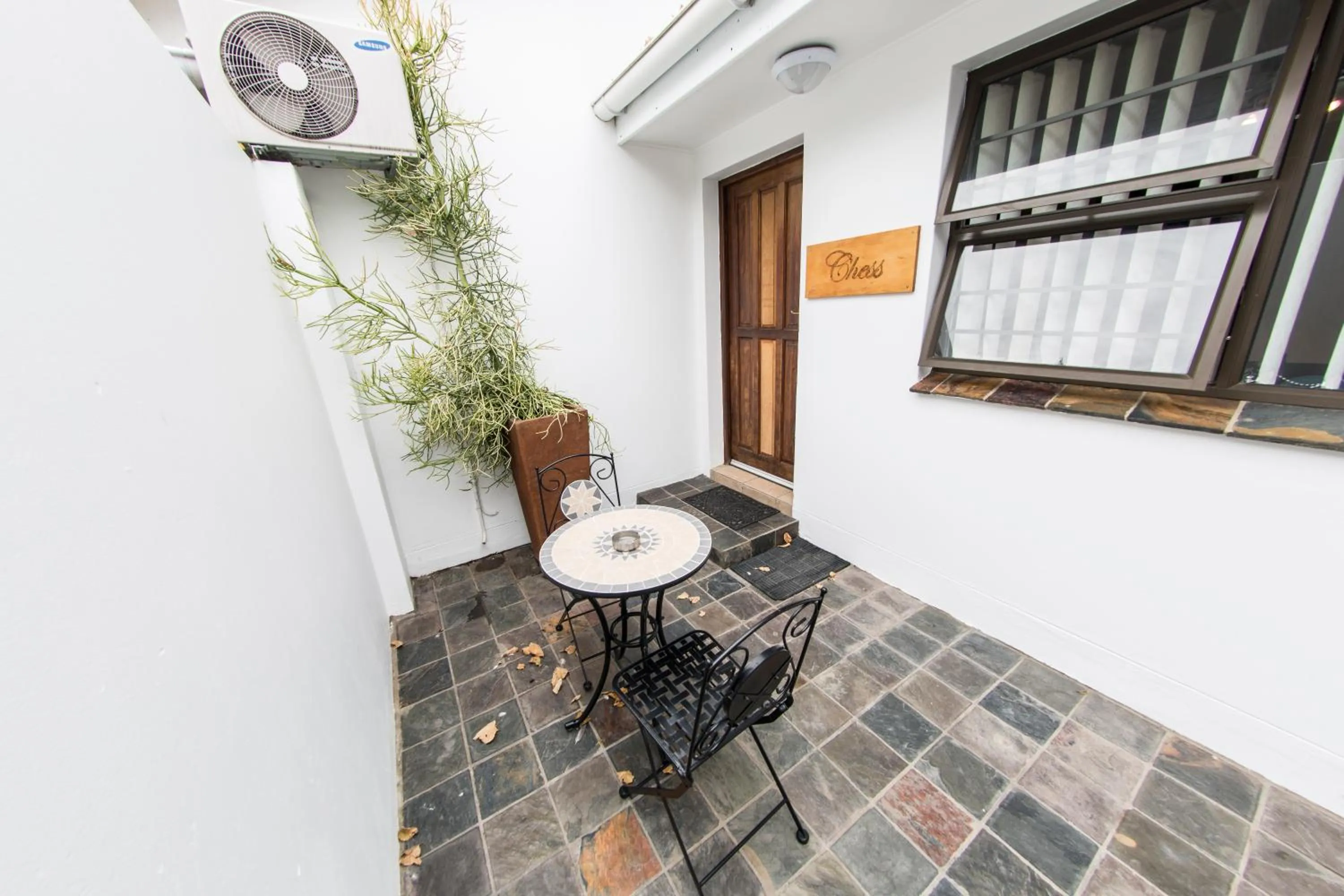 Patio in Fish Eagle Manor