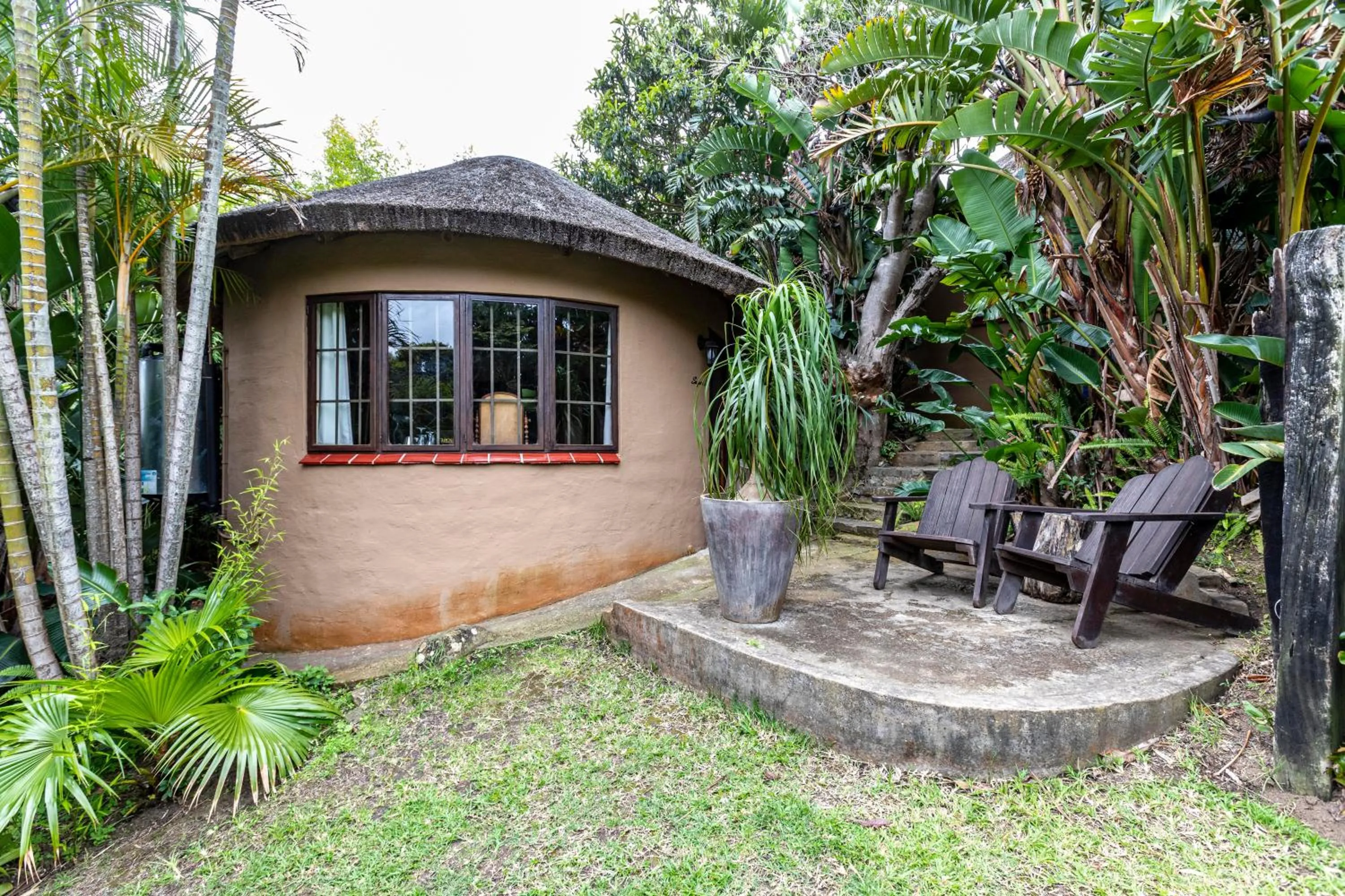 Property building in Fish Eagle Manor