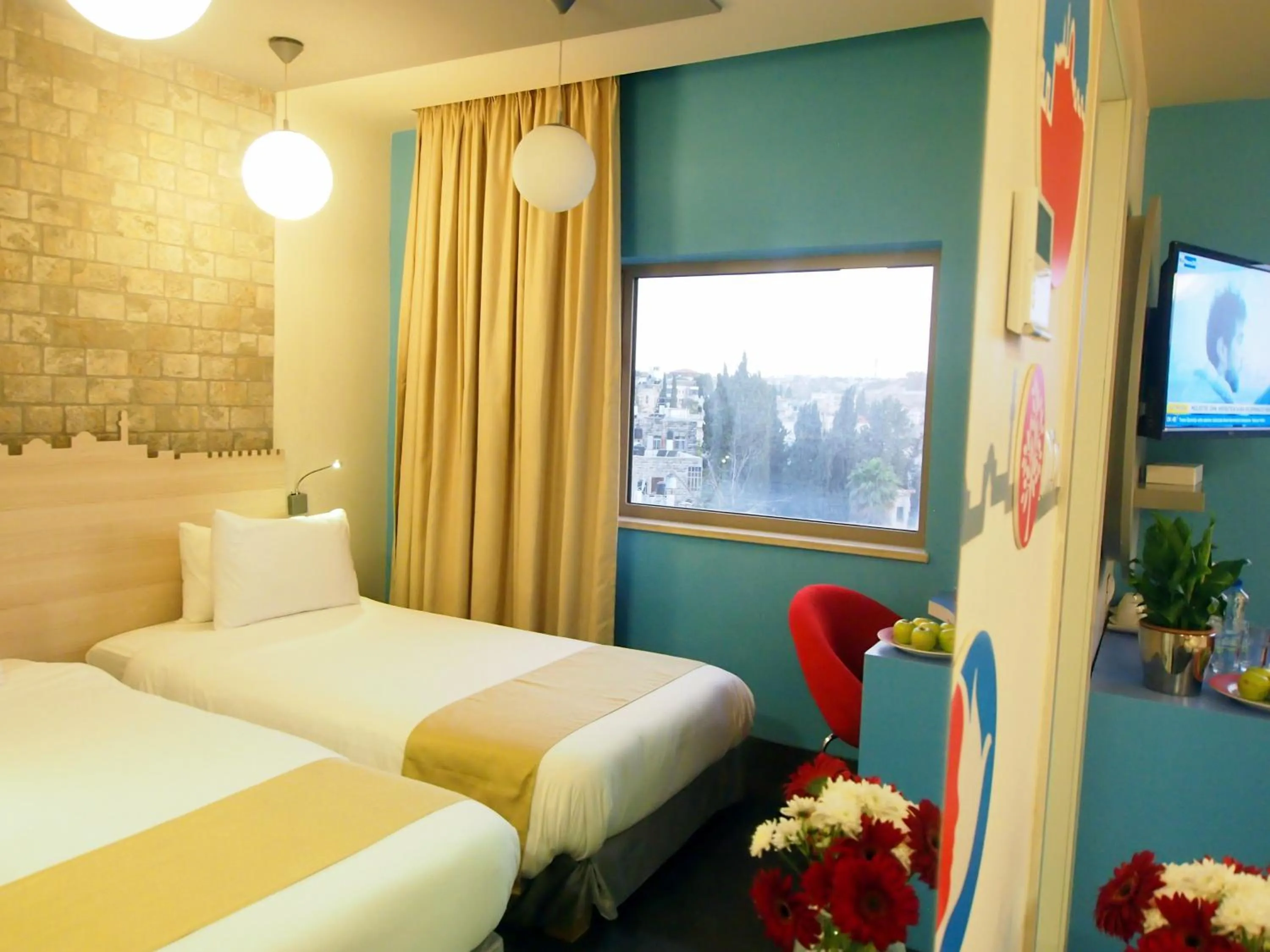 Photo of the whole room, Bed in Grand Park Hotel Jerusalem