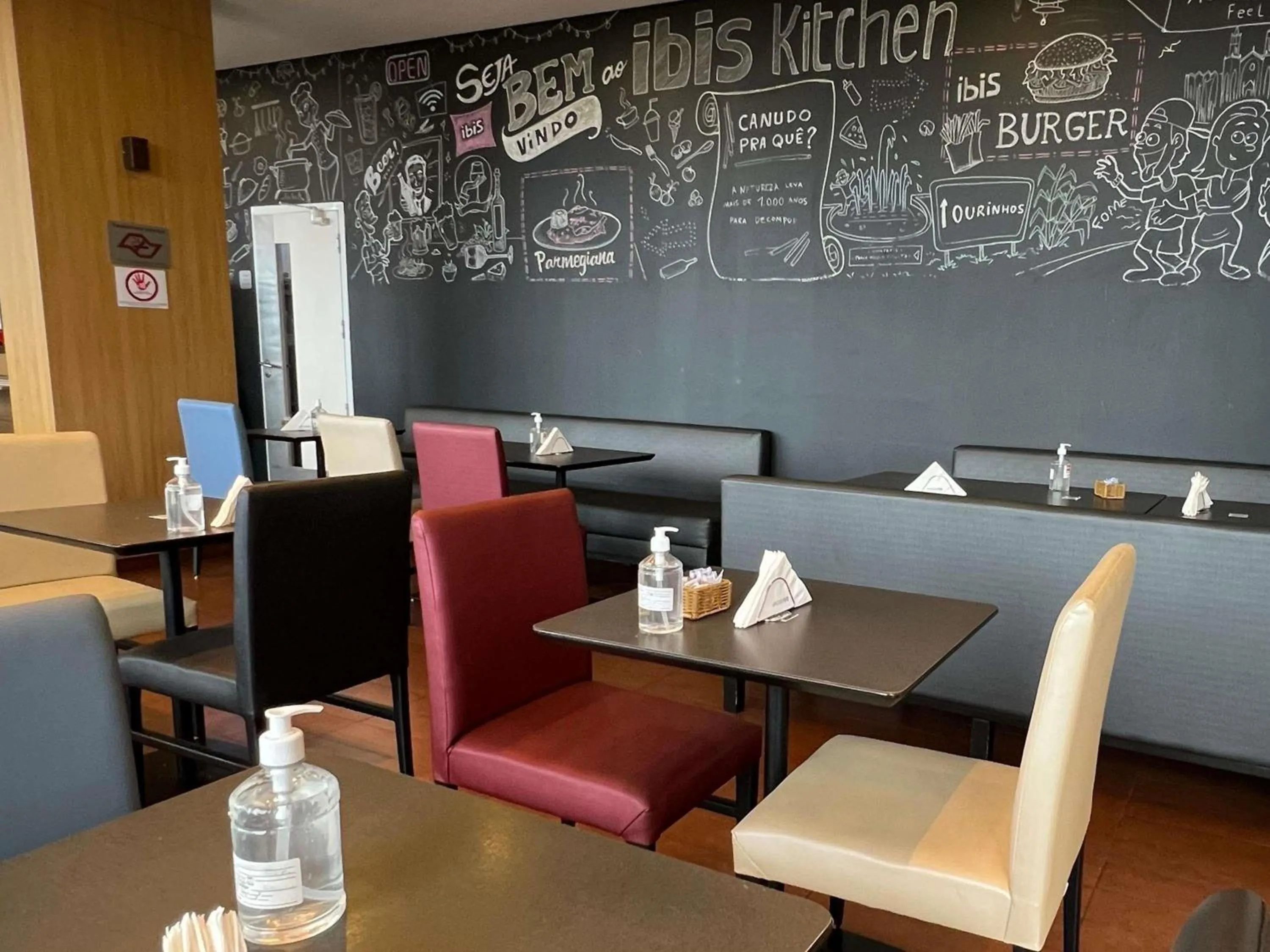 Restaurant/places to eat in ibis Ourinhos