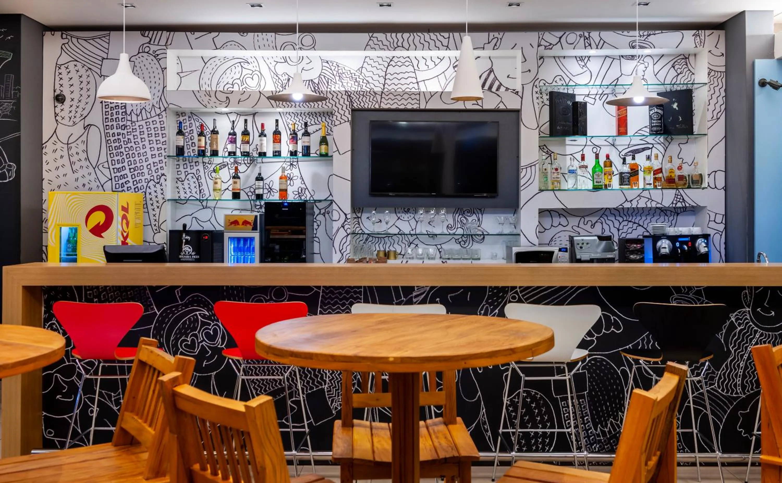 Lounge or bar in ibis Ourinhos