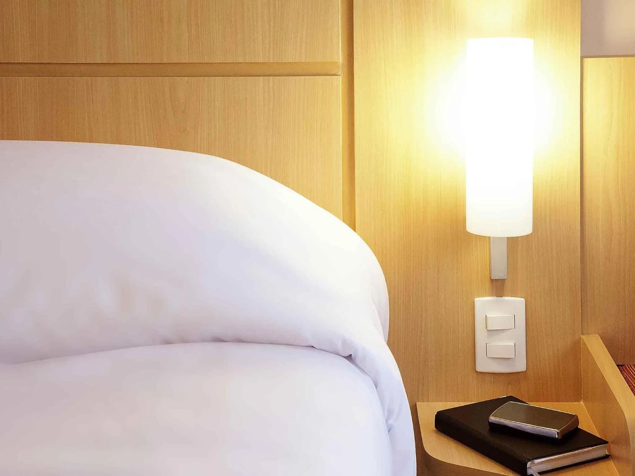 Bedroom, Bed in ibis Ourinhos