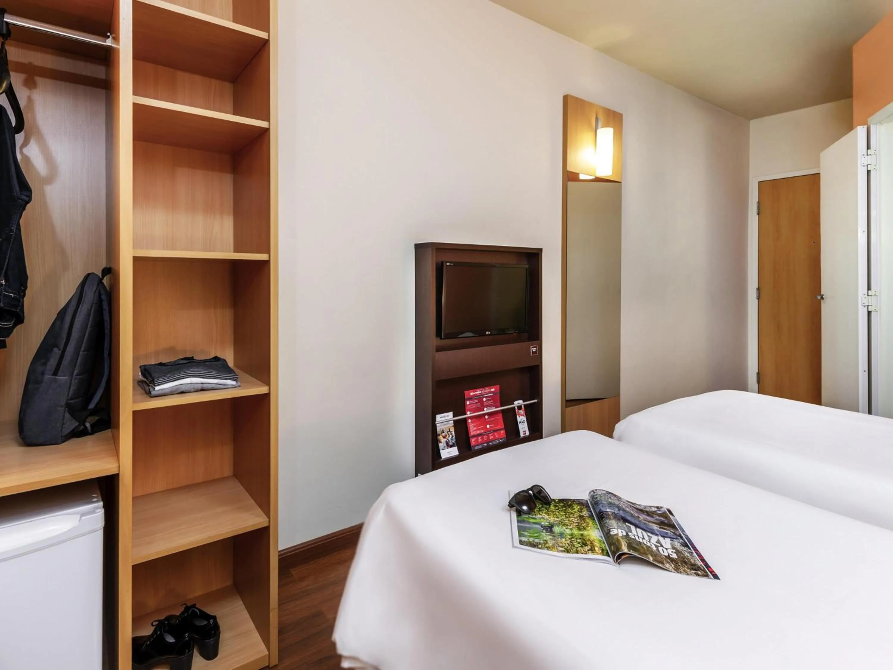 Bedroom, Bed in ibis Ourinhos