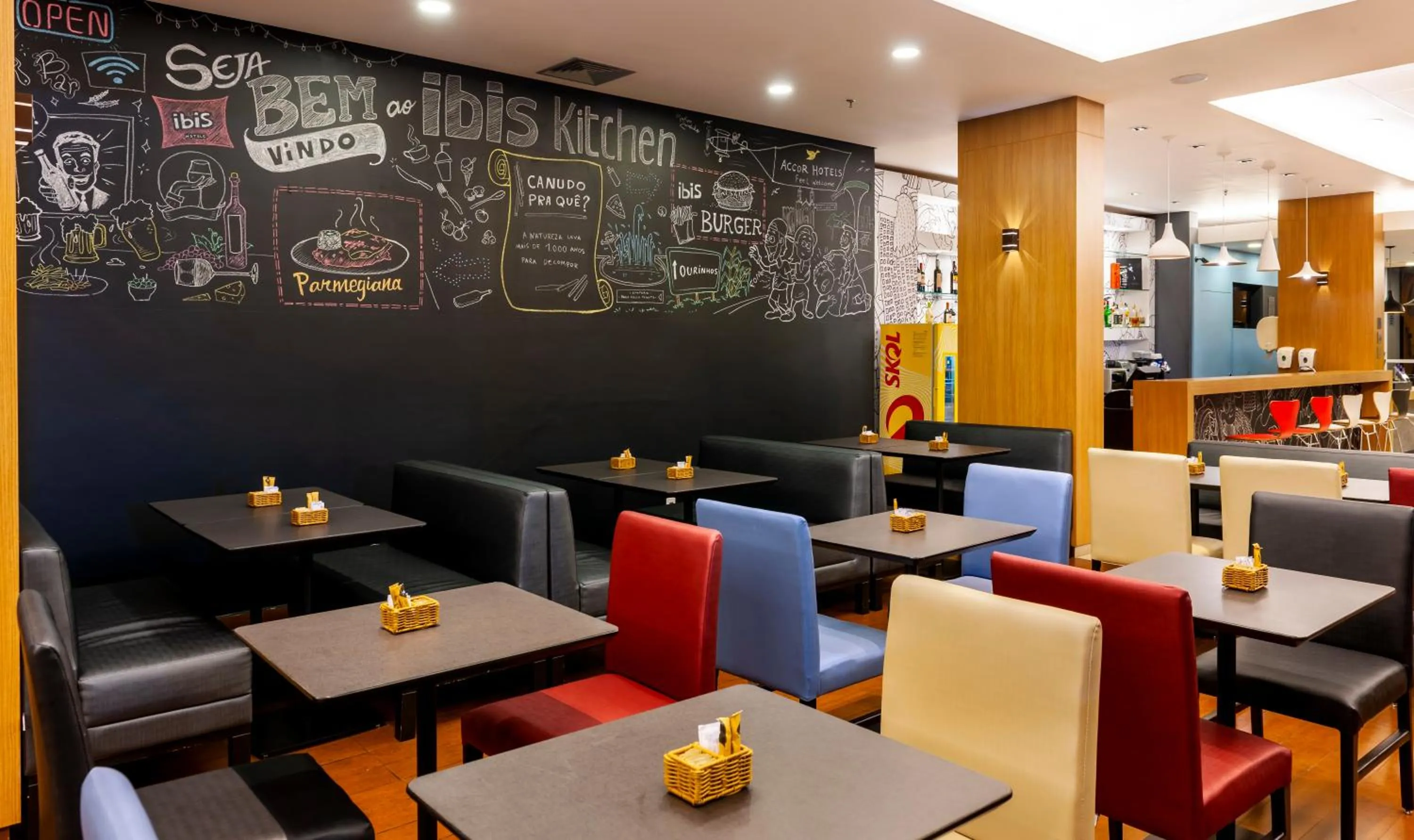 Restaurant/places to eat in ibis Ourinhos