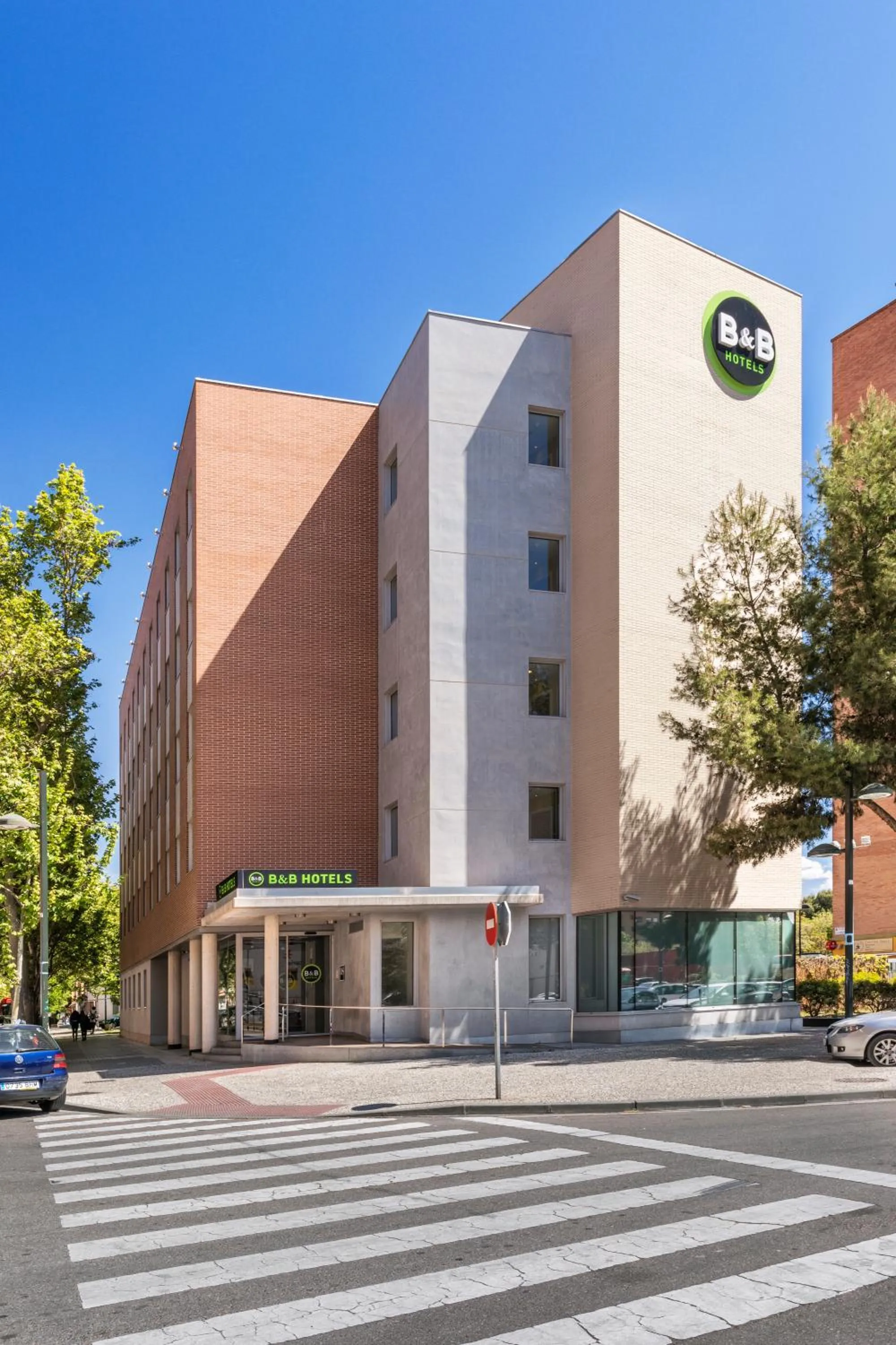 Property building in B&B HOTEL Zaragoza Plaza Mozart