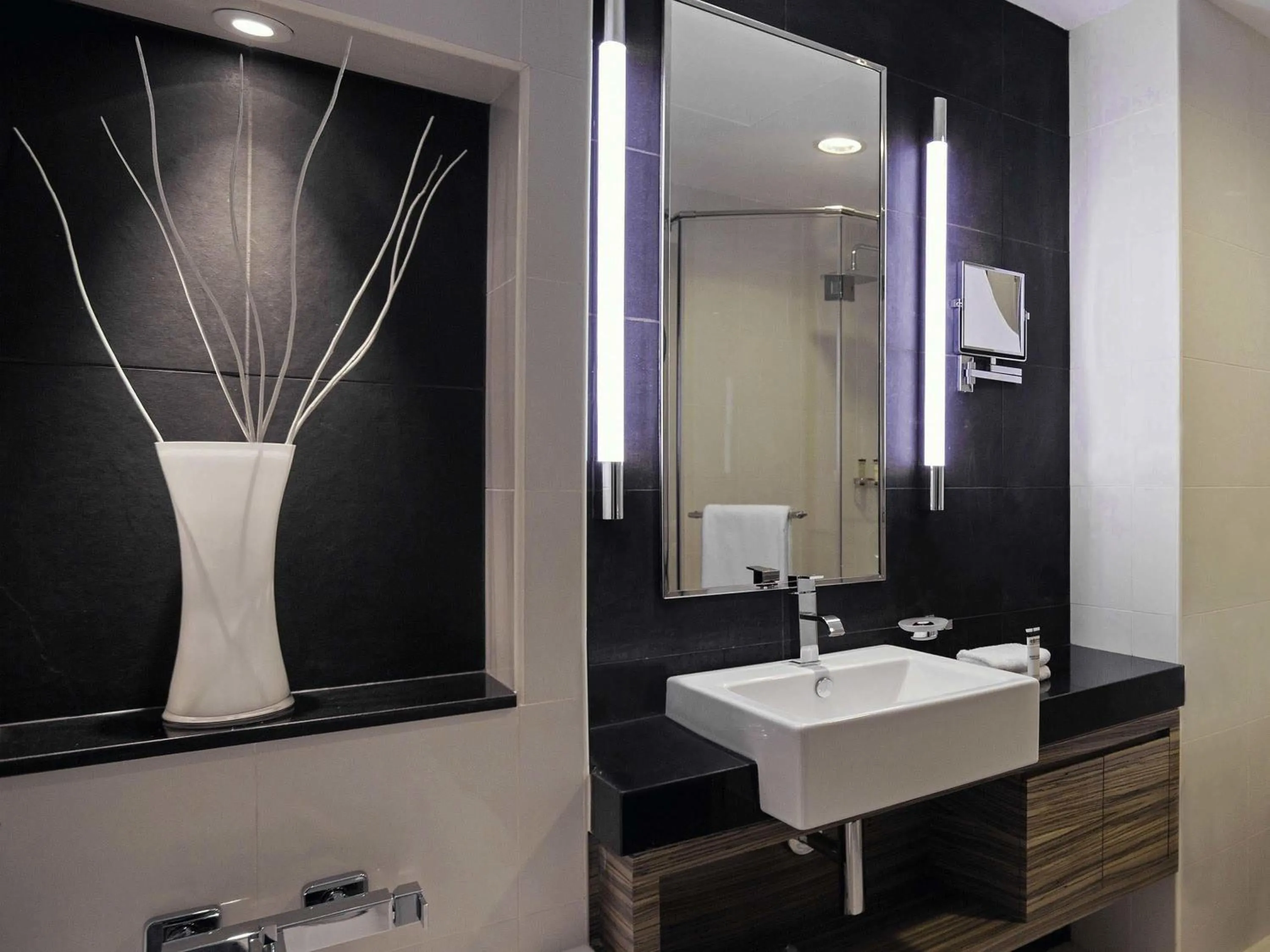 Bedroom in Pullman Dubai Jumeirah Lakes Towers