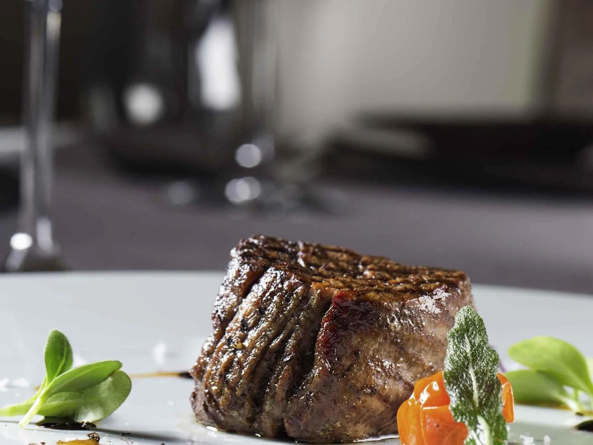 Restaurant/places to eat in Pullman Dubai Jumeirah Lakes Towers