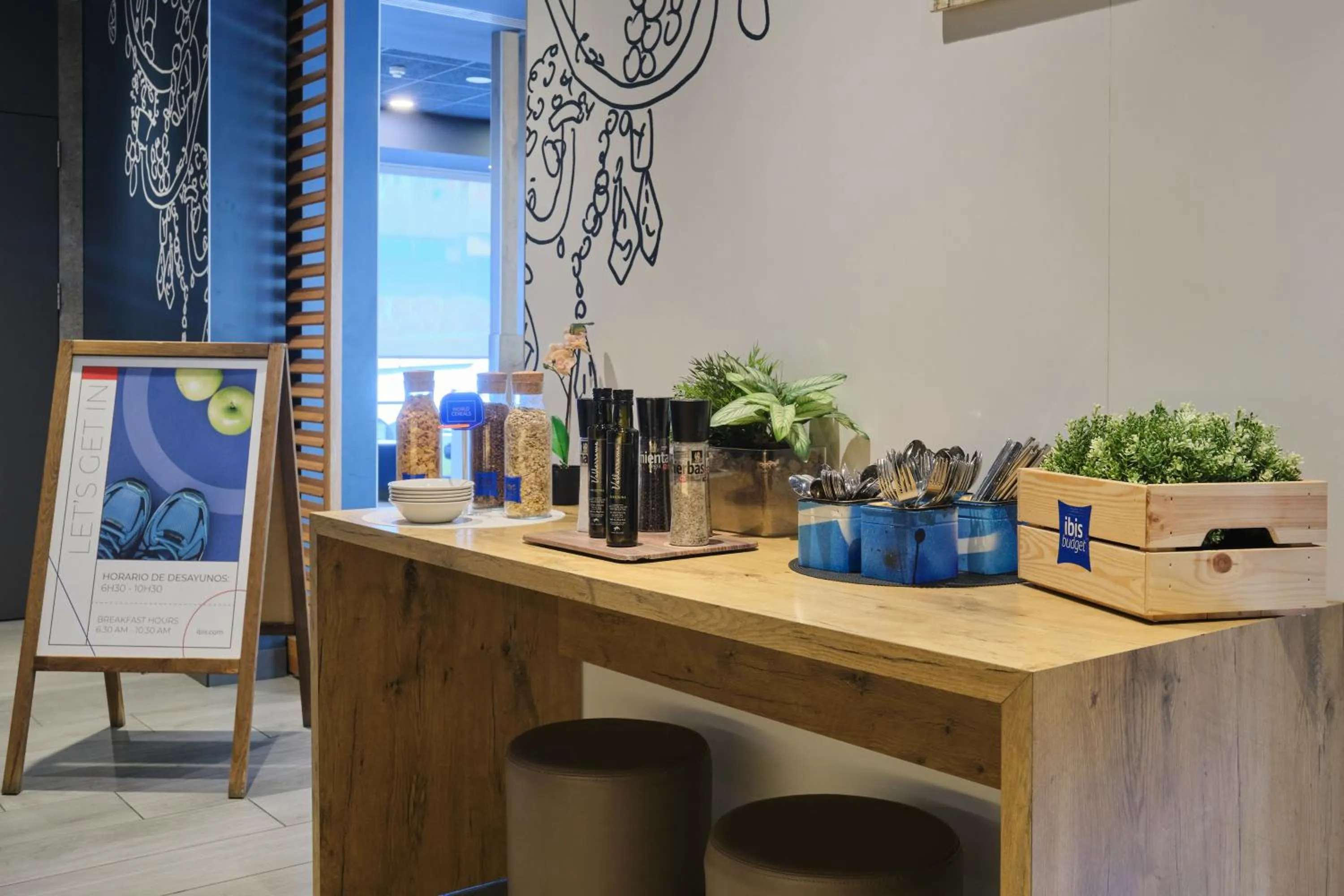 Breakfast in Ibis Budget Madrid Calle 30