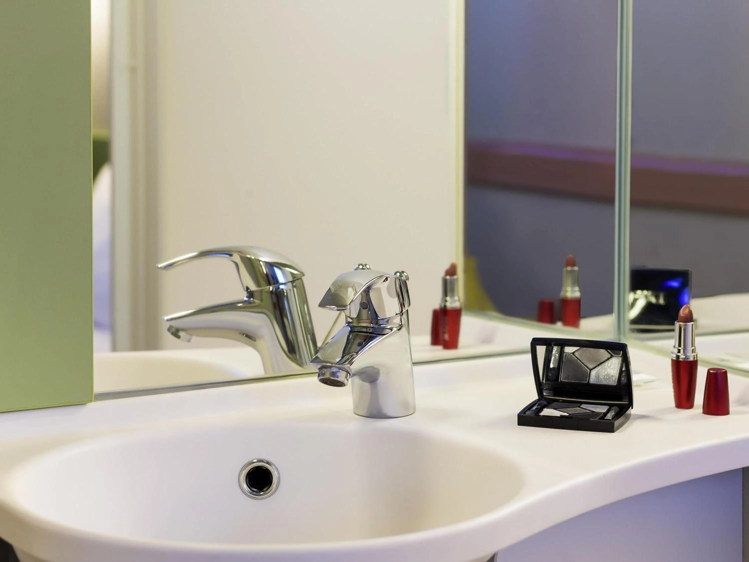 Bedroom in Ibis Budget Madrid Calle 30