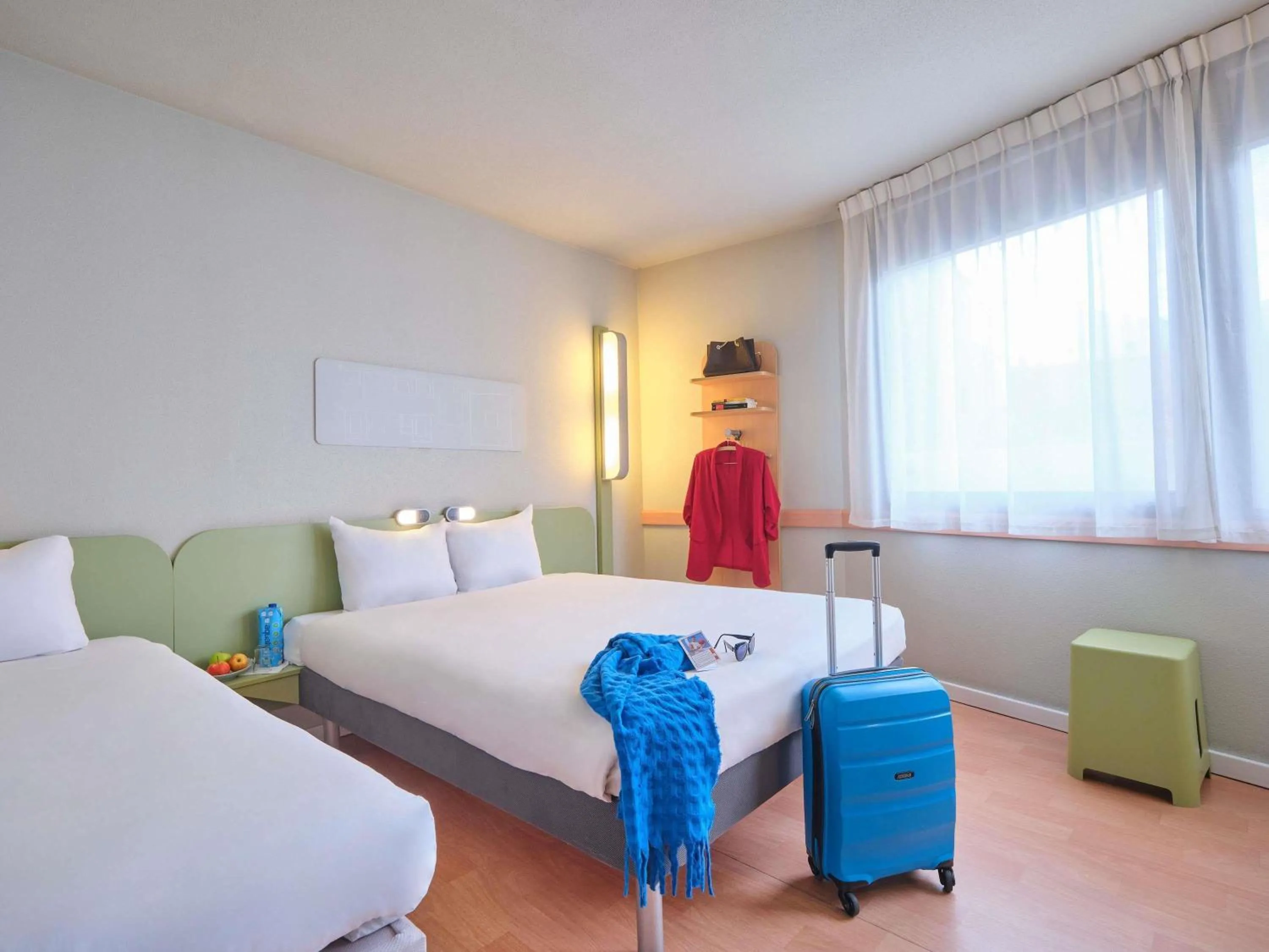 Bedroom, Bed in Ibis Budget Madrid Calle 30