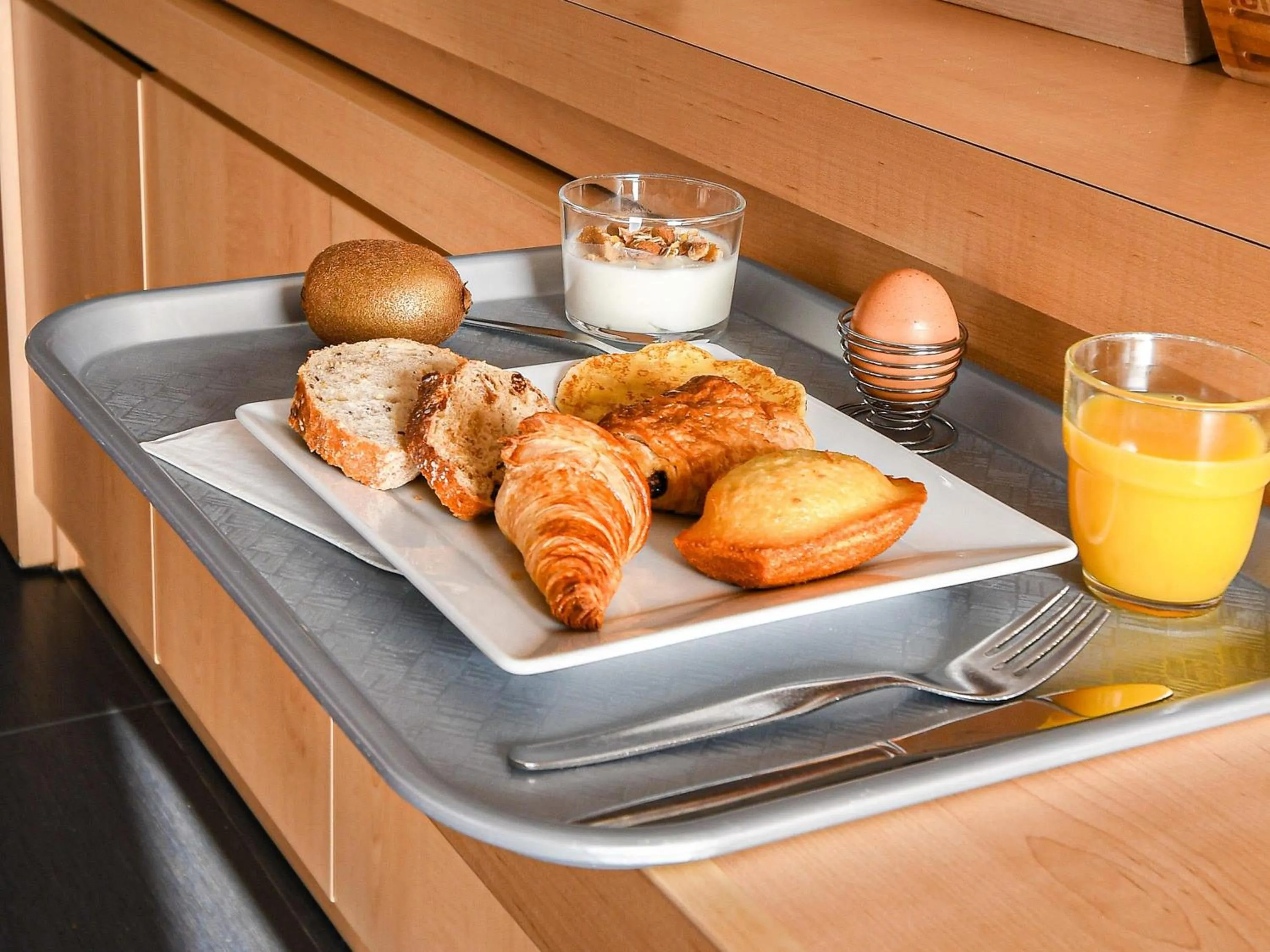 Breakfast in ibis Saintes