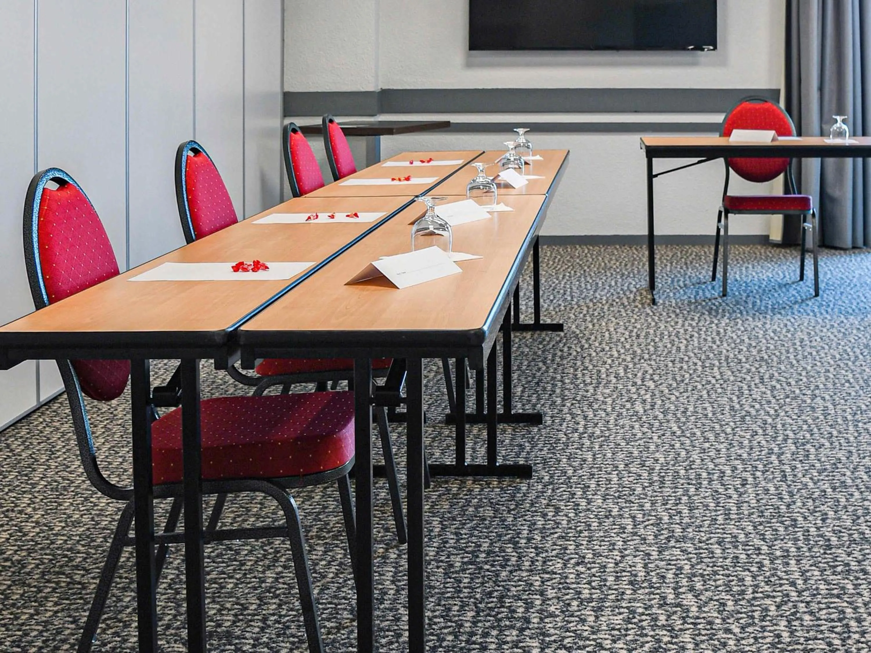 Meeting/conference room in ibis Saintes