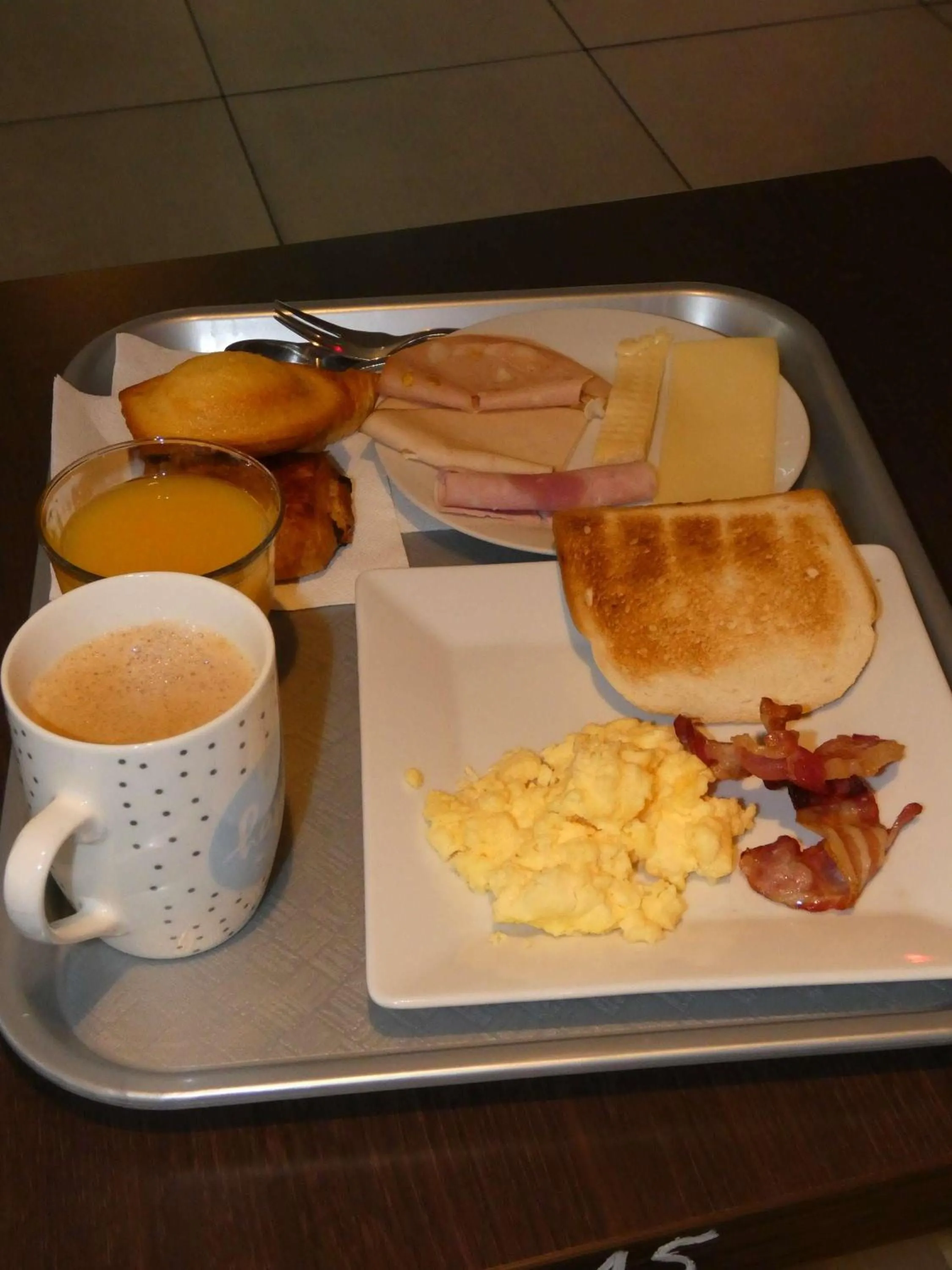 Property building in ibis Saintes