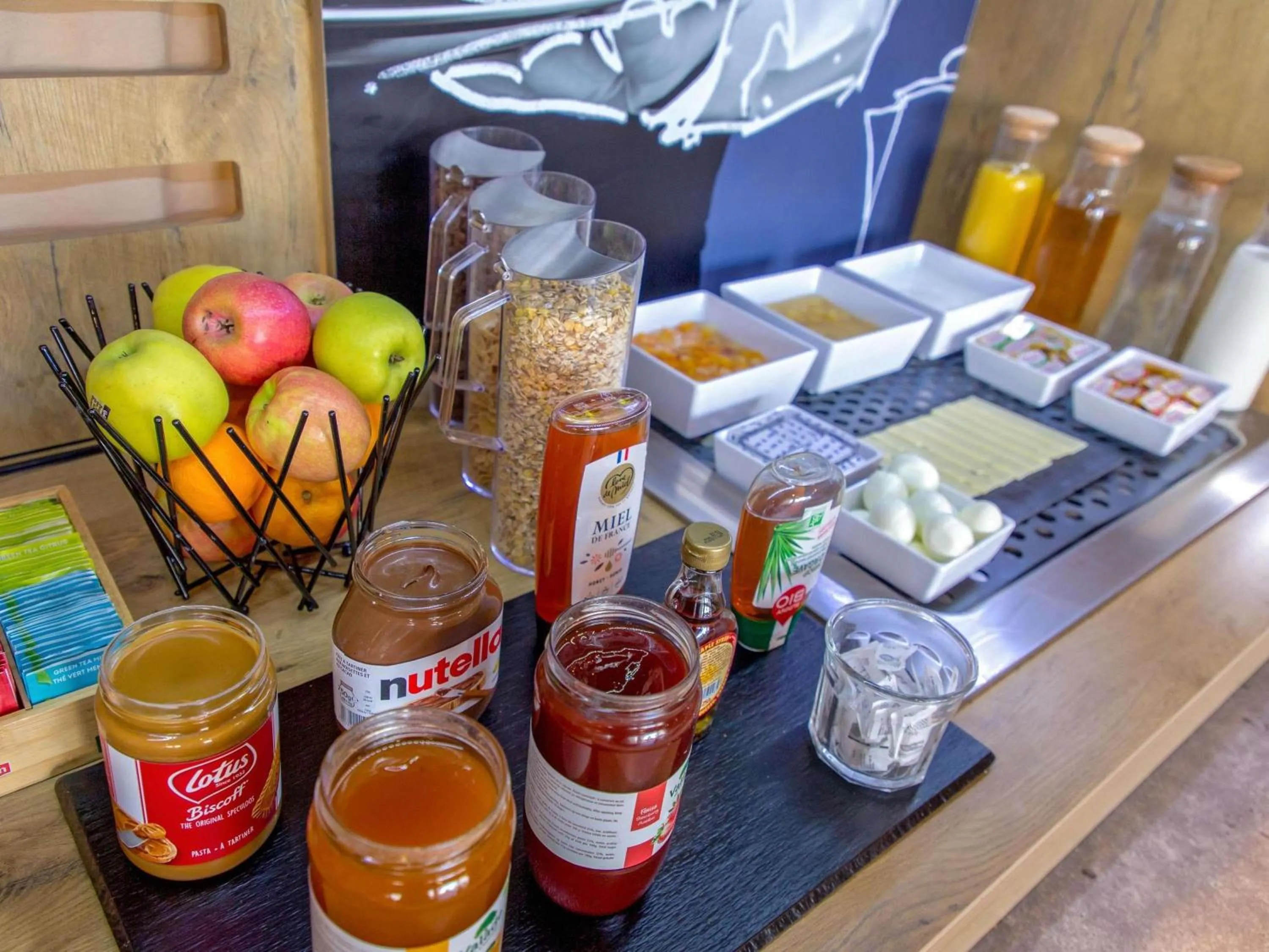 Breakfast in Ibis Budget Marseille Timone