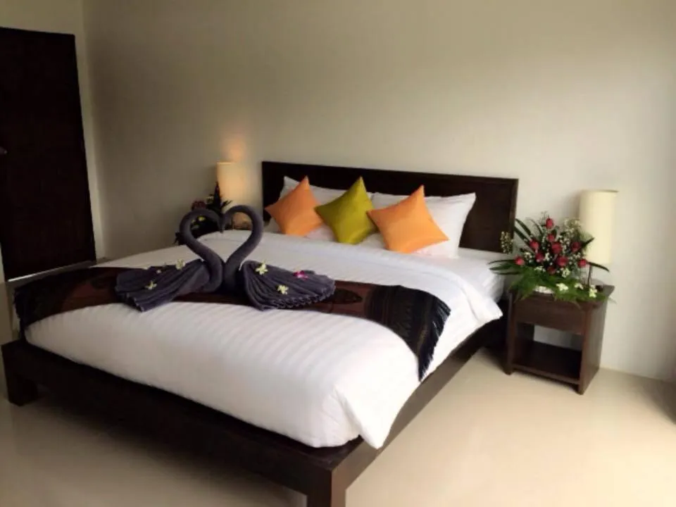 Photo of the whole room, Bed in The Seashore Kamala Service Apartment