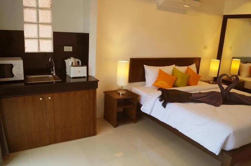 Photo of the whole room, Bed in The Seashore Kamala Service Apartment