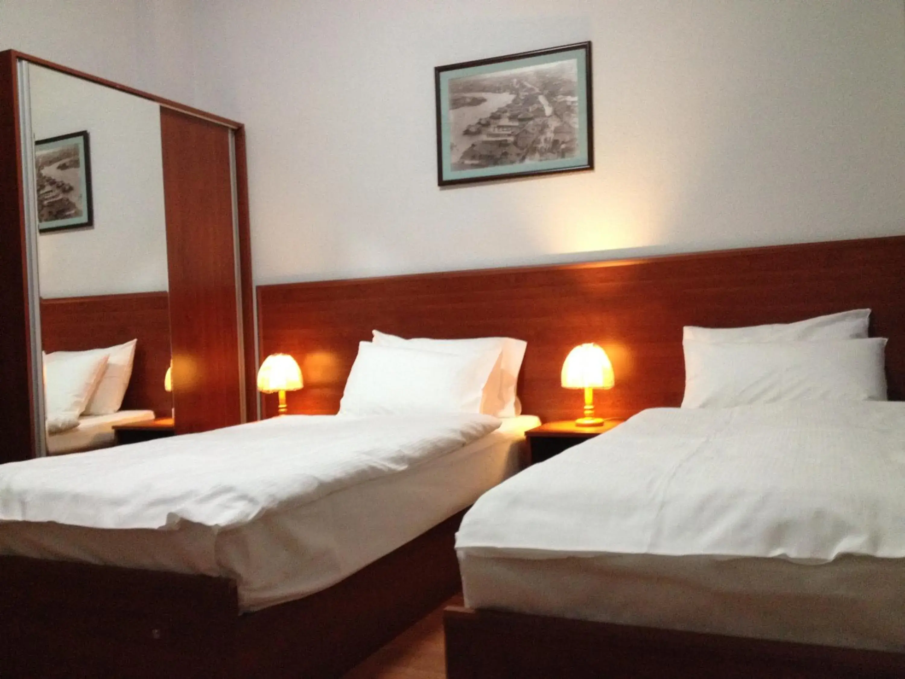 Double or Twin Room with Mountain View in Hotel Club-2100 Double or Twin Room with Mountain View in Hotel Club-2100