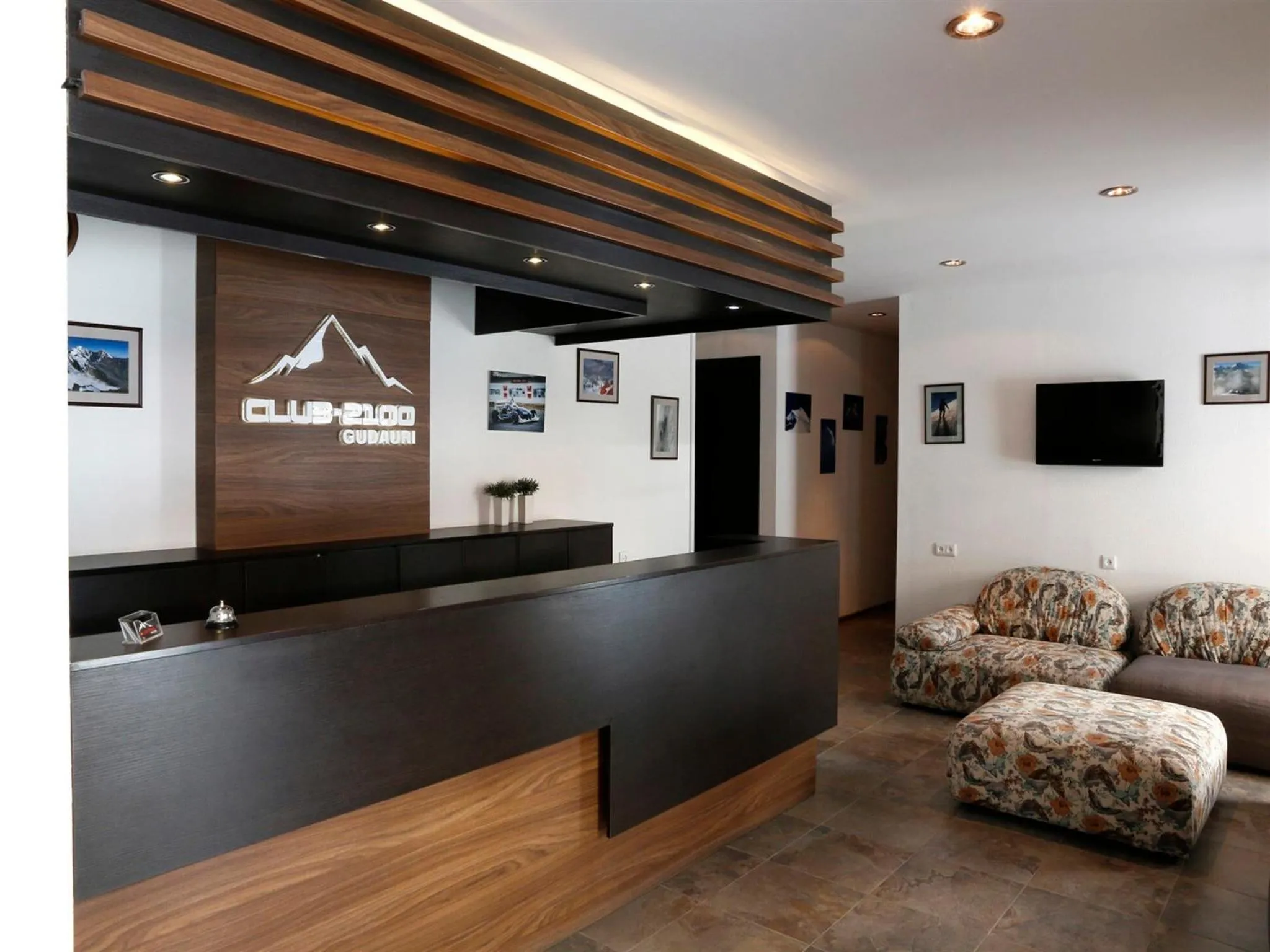 Lobby or reception in Hotel Club-2100