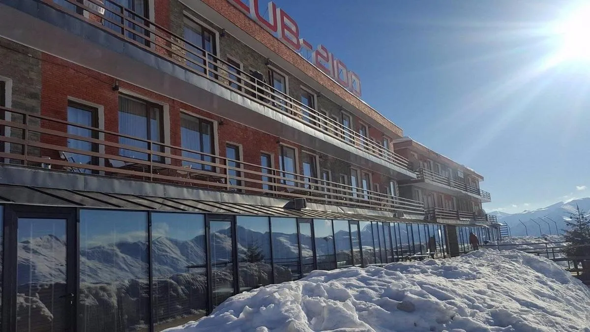 Property building in Hotel Club-2100