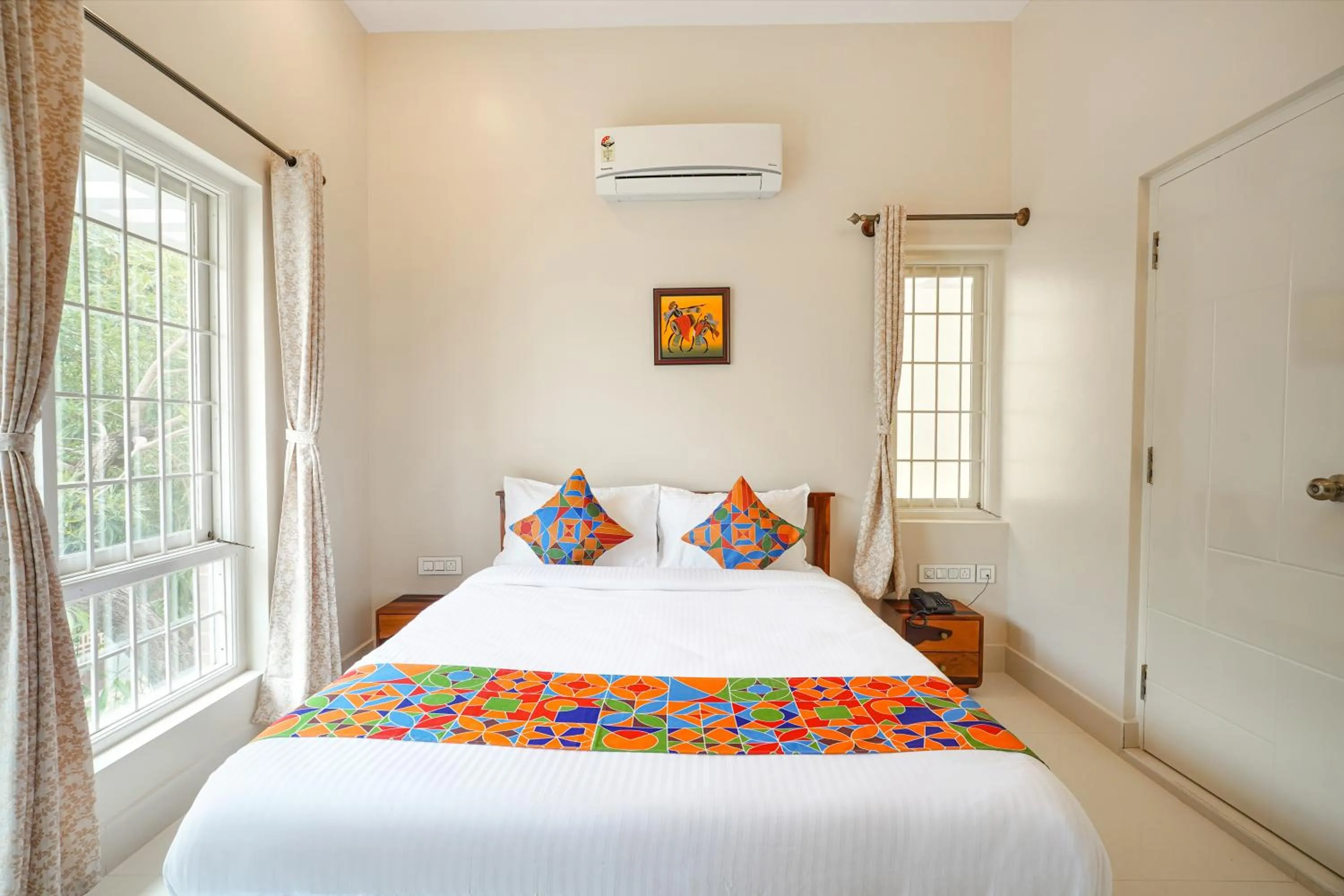 Bed in FabHotel Bougainvillea Suites - Horamavu