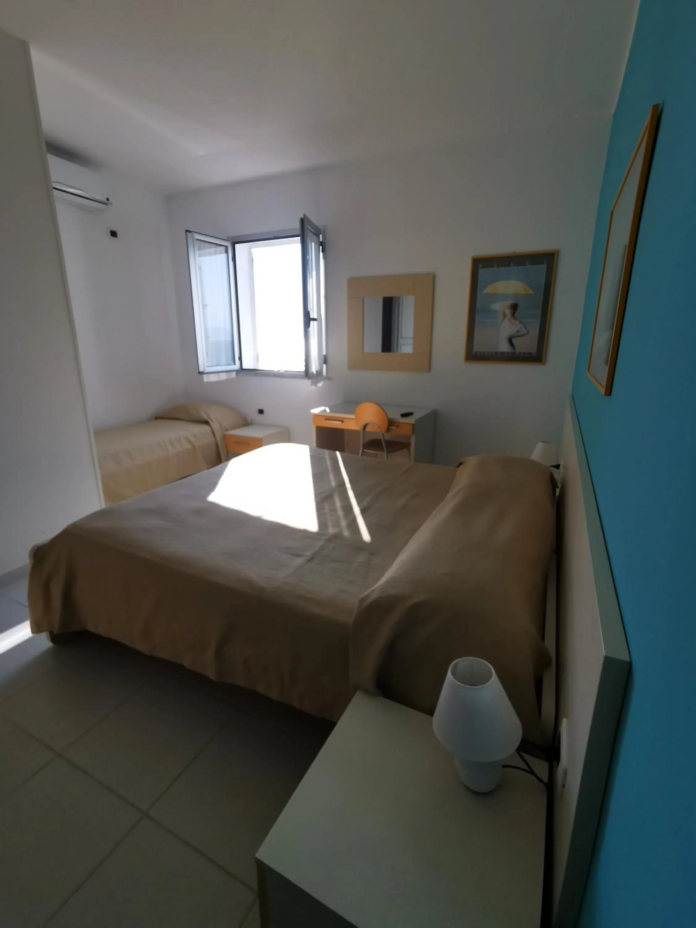 Property building, Bed in B&B Donna Nina