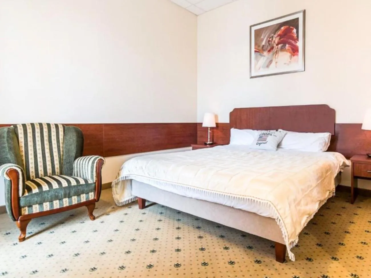 Bed in Hotel Stara Garbarnia