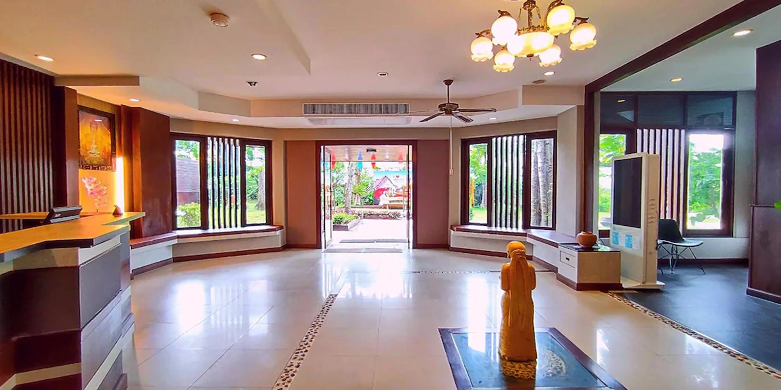 Lobby or reception in Gazebo Resort Pattaya