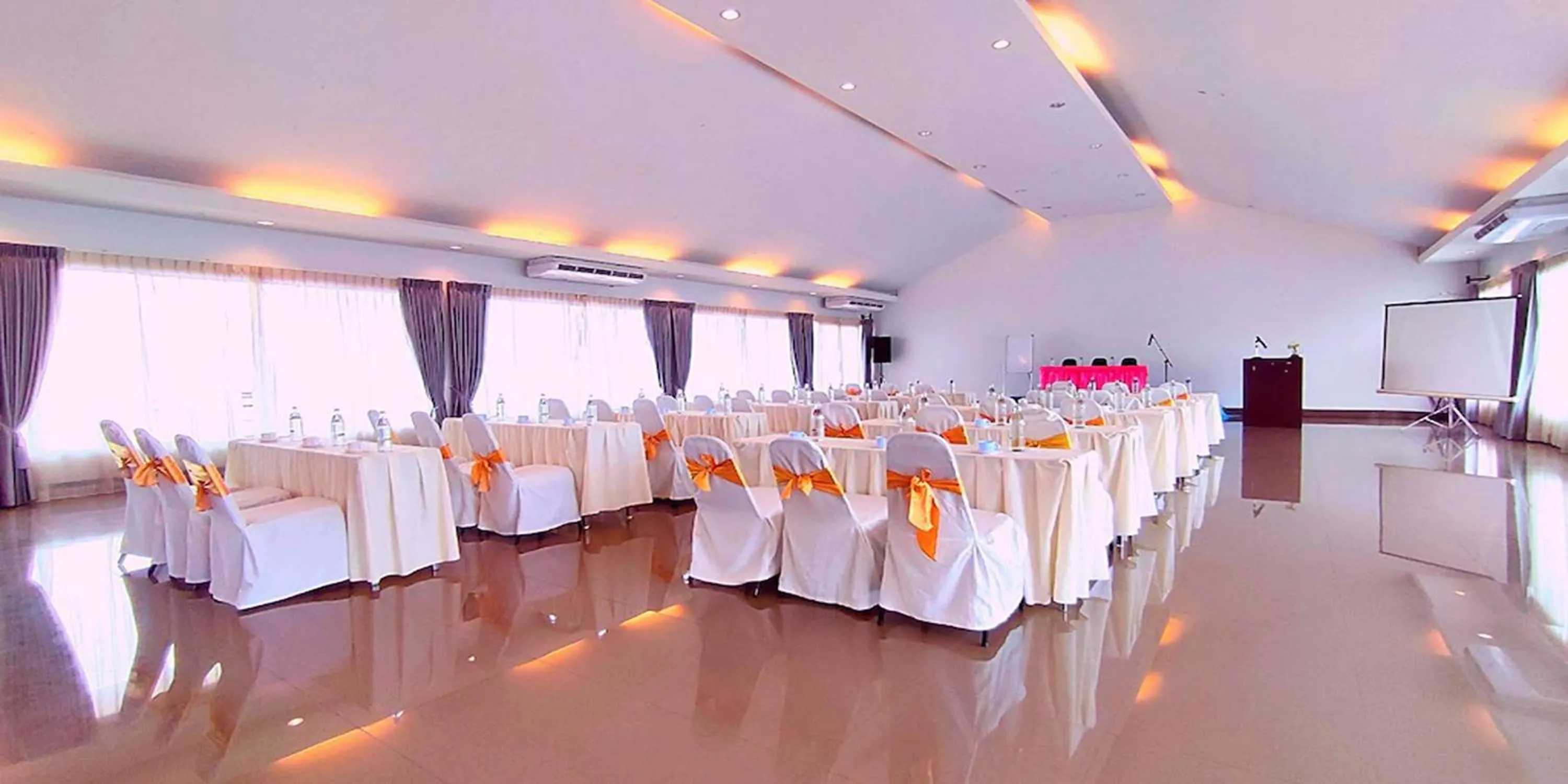 Banquet/Function facilities in Gazebo Resort Pattaya