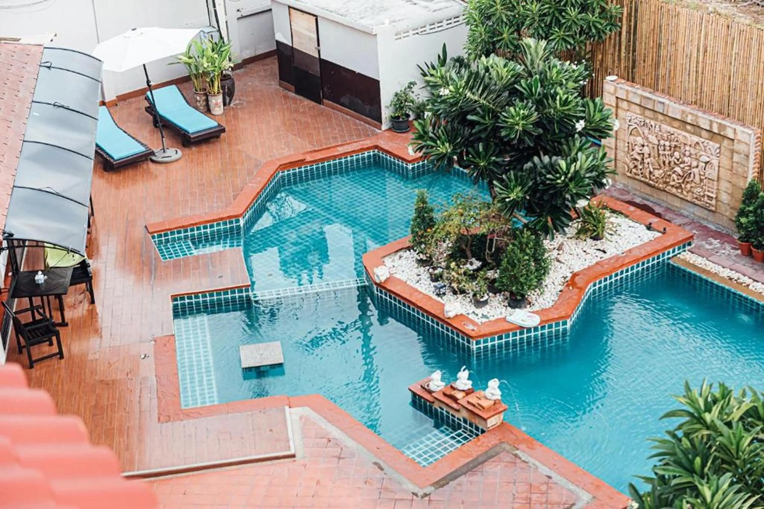 Swimming pool in Gazebo Resort Pattaya