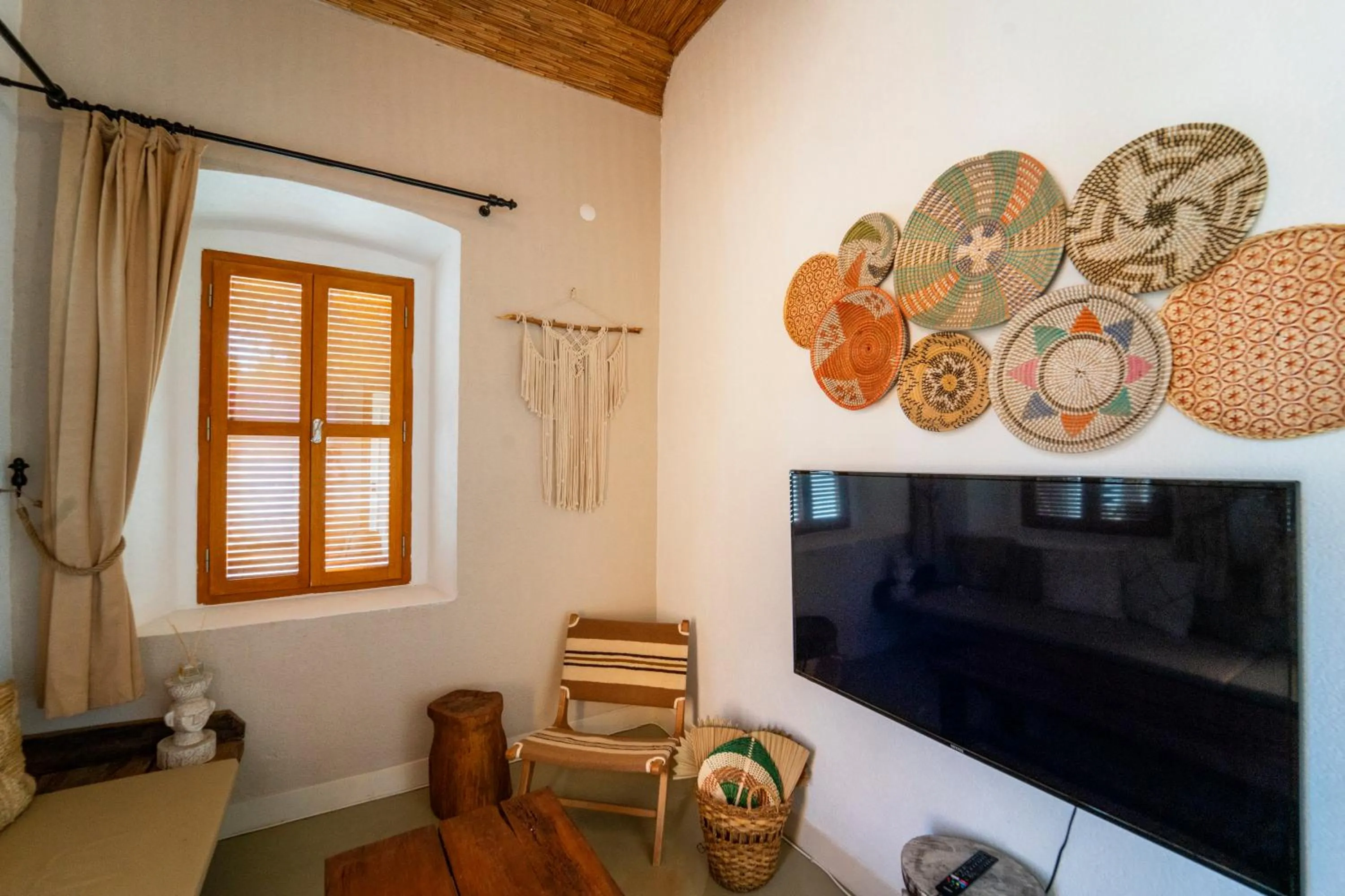 TV and multimedia in Notarius Hotel Bodrum