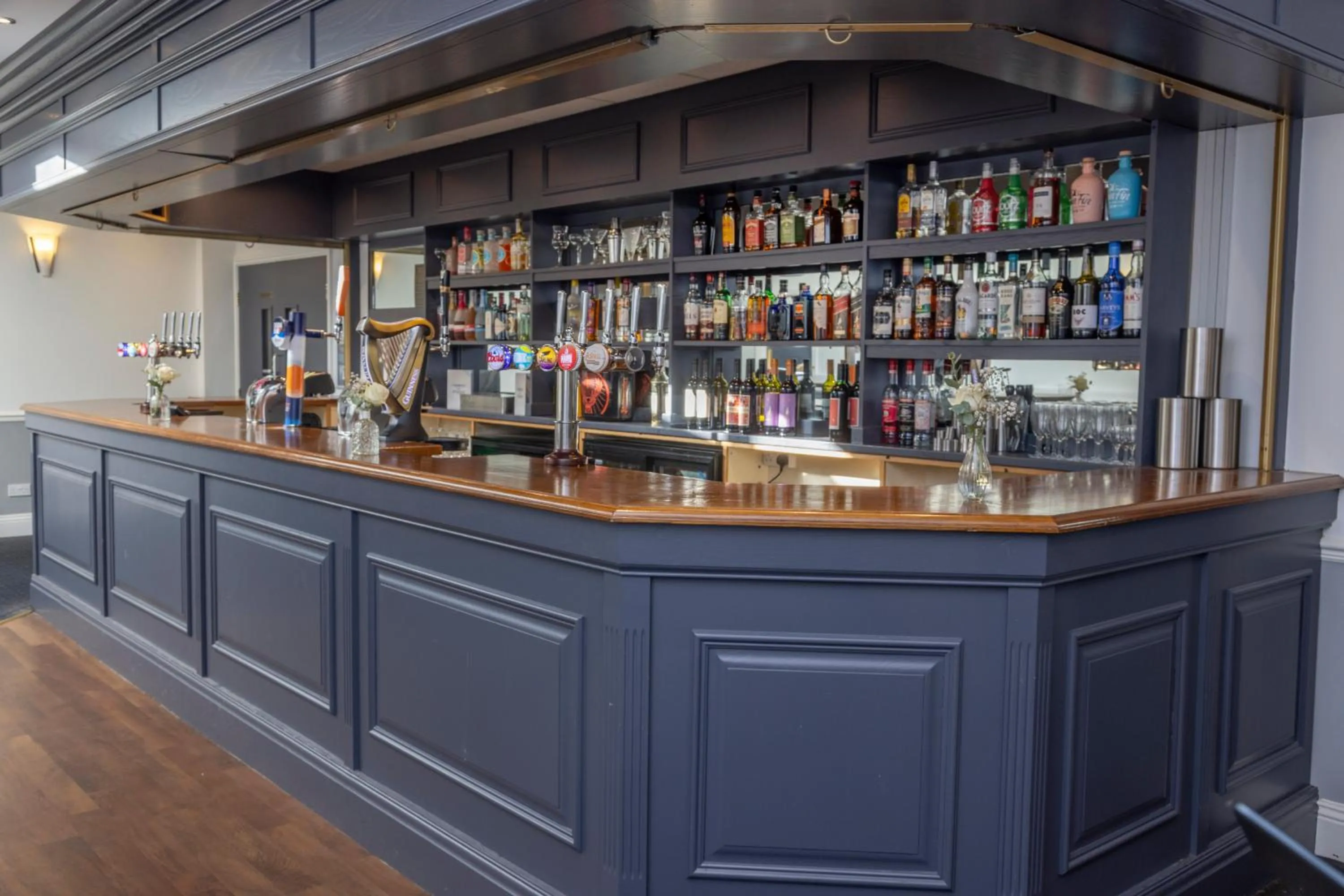 Lounge or bar in Best Western Plus Kenwick Park Hotel
