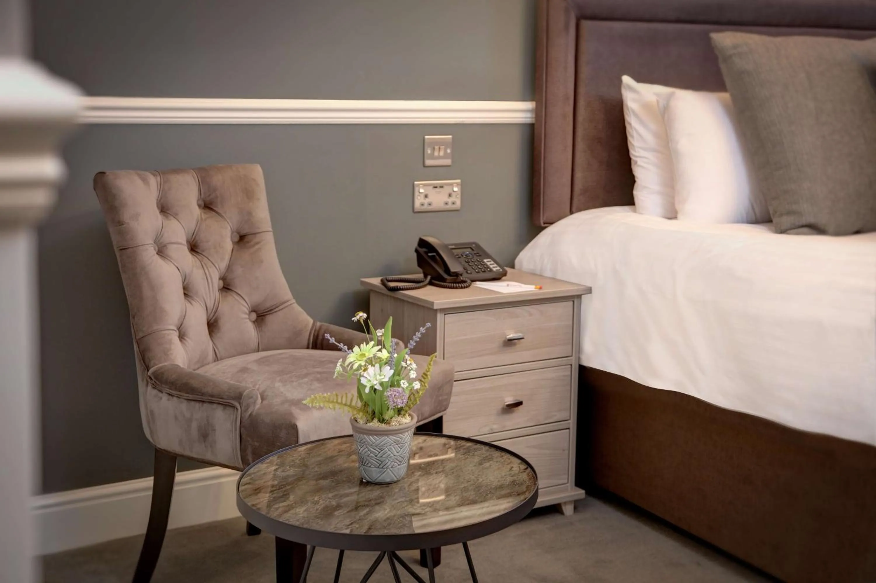 Photo of the whole room, Bed in Best Western Plus Kenwick Park Hotel