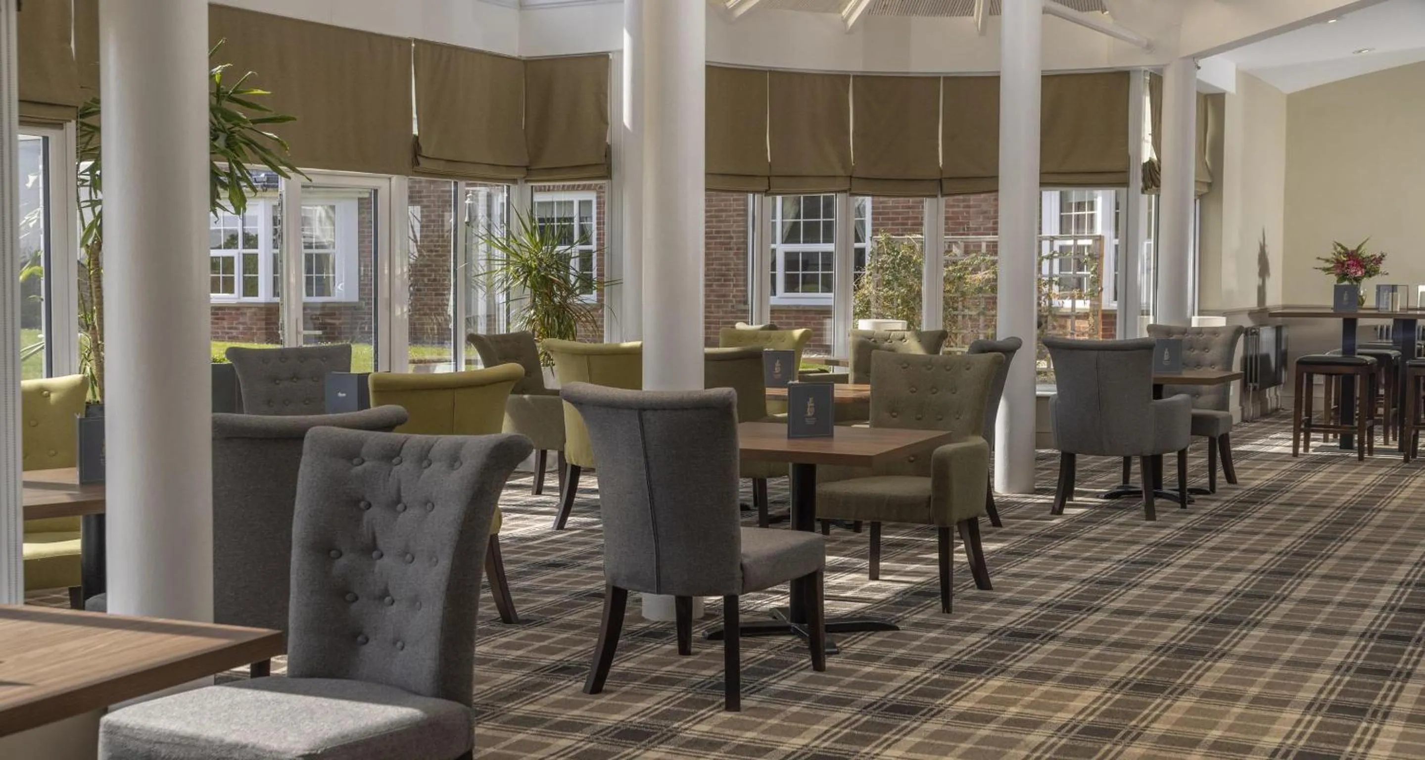 Property building in Best Western Plus Kenwick Park Hotel