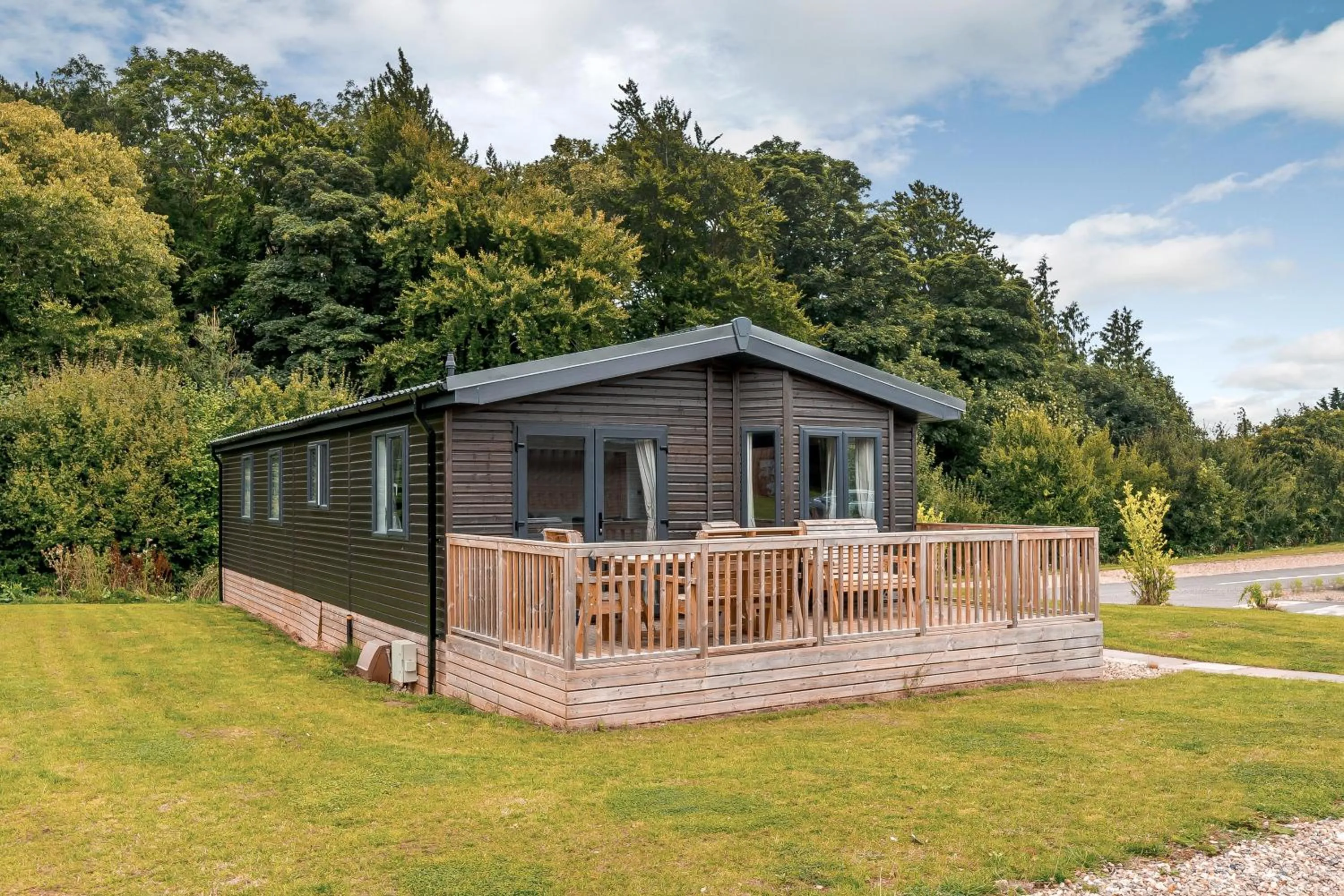 Property building in Best Western Plus Kenwick Park Hotel